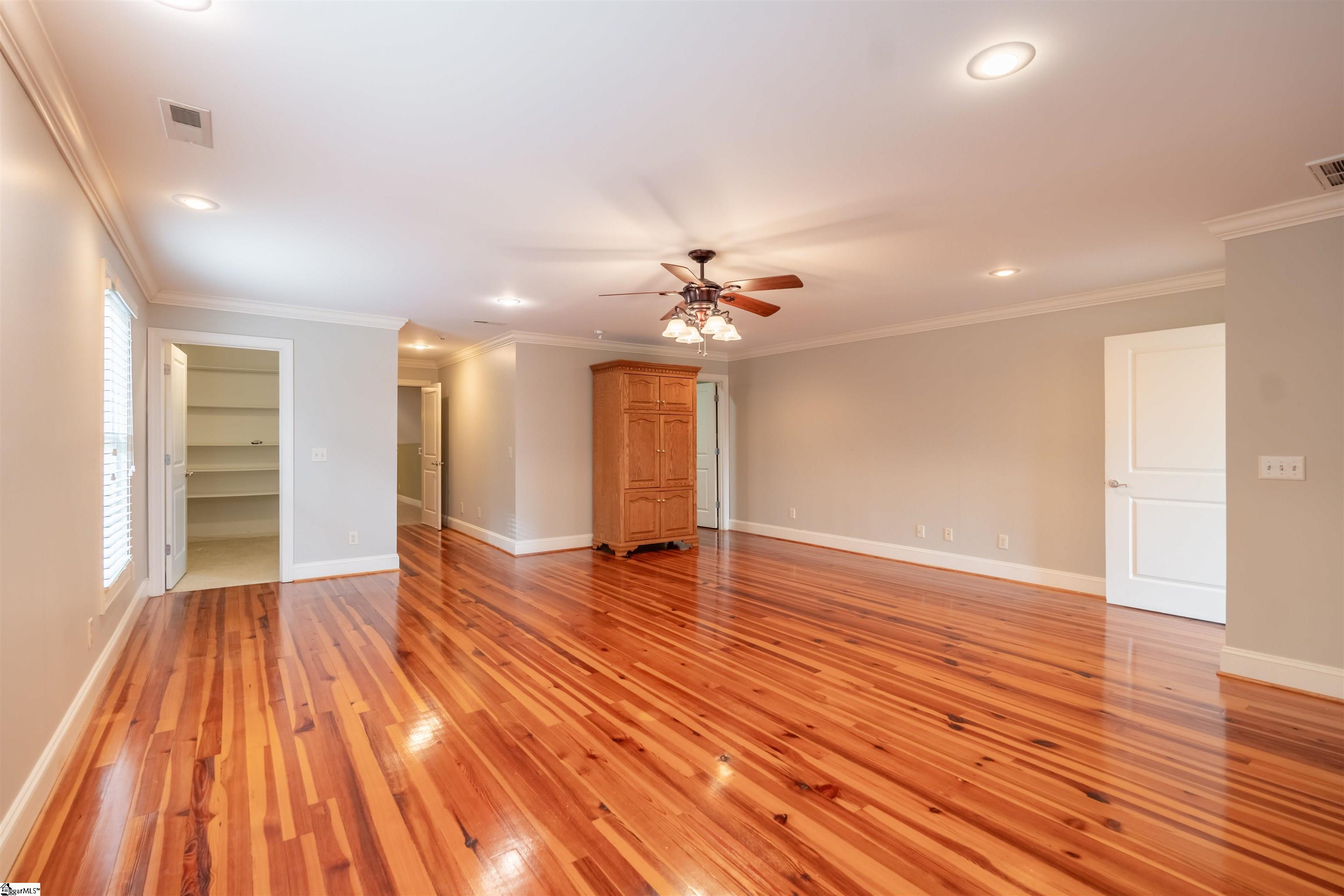 323 Waters Road Property Photo 36