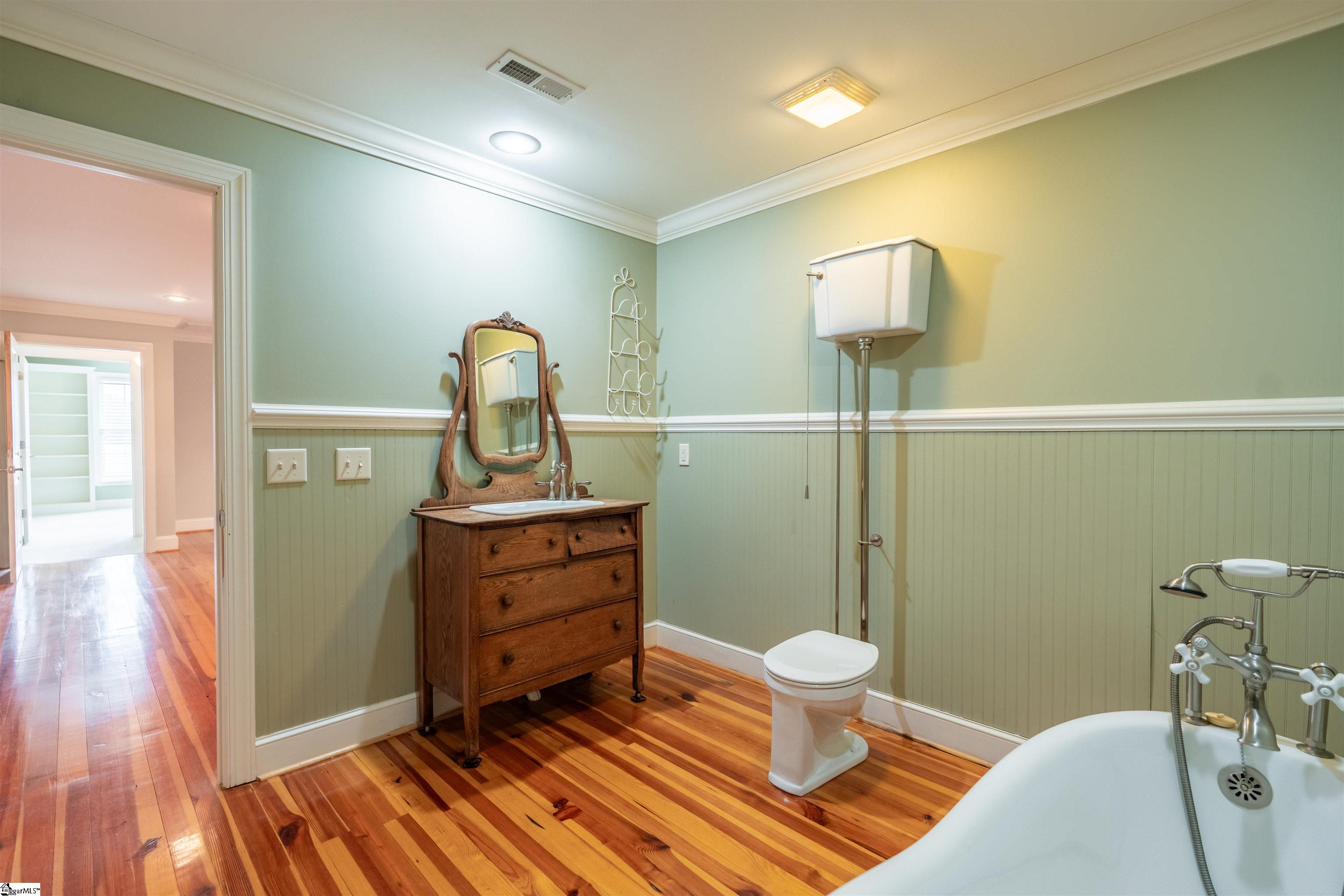 323 Waters Road Property Photo 37
