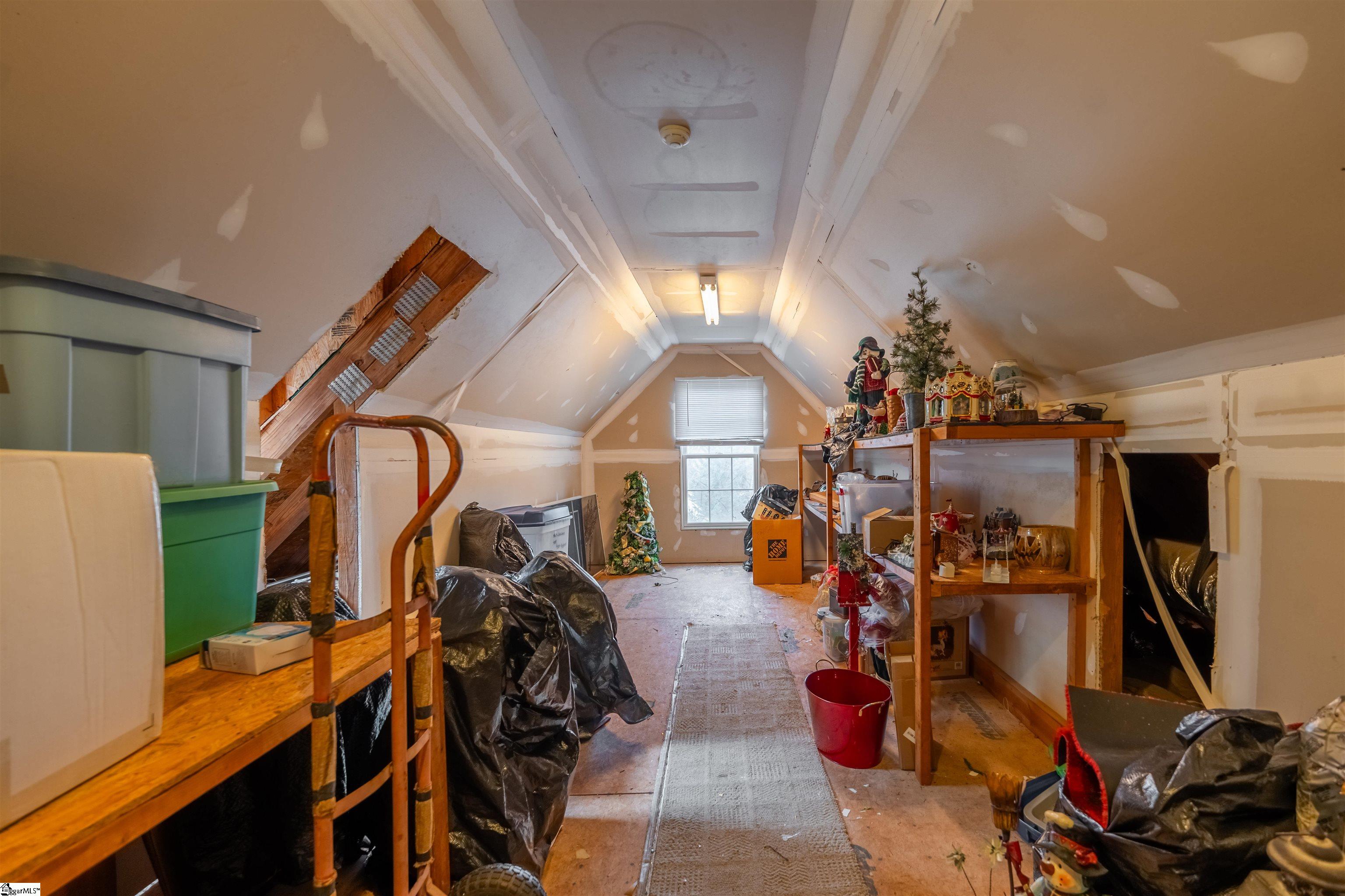 323 Waters Road Property Photo 40