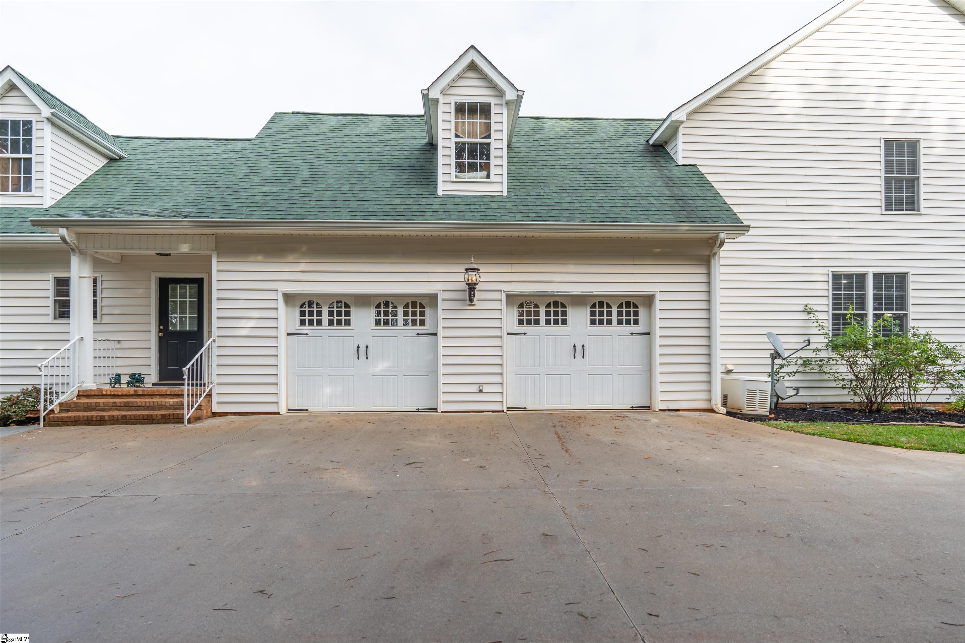 323 Waters Road Property Photo 41