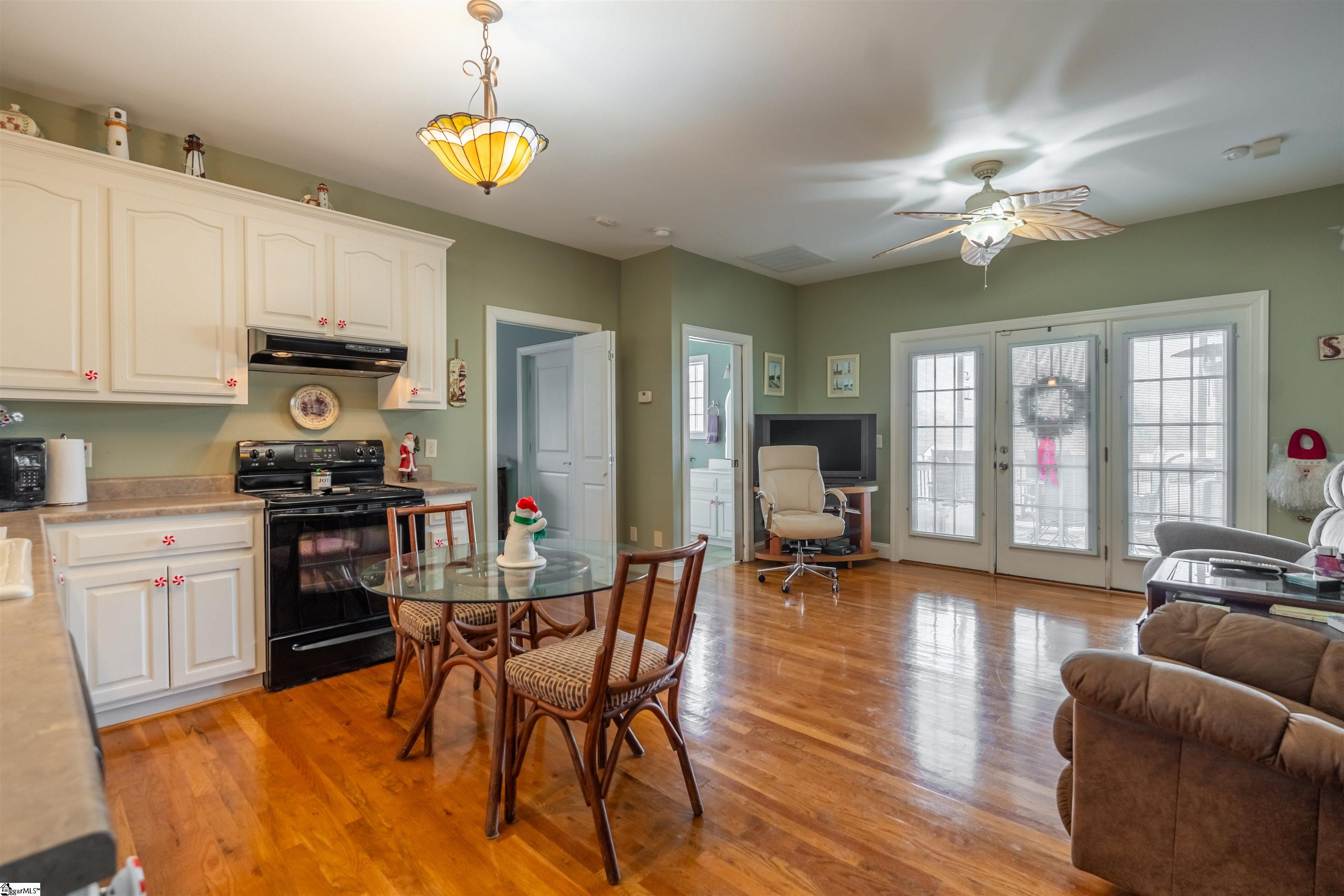 323 Waters Road Property Photo 45