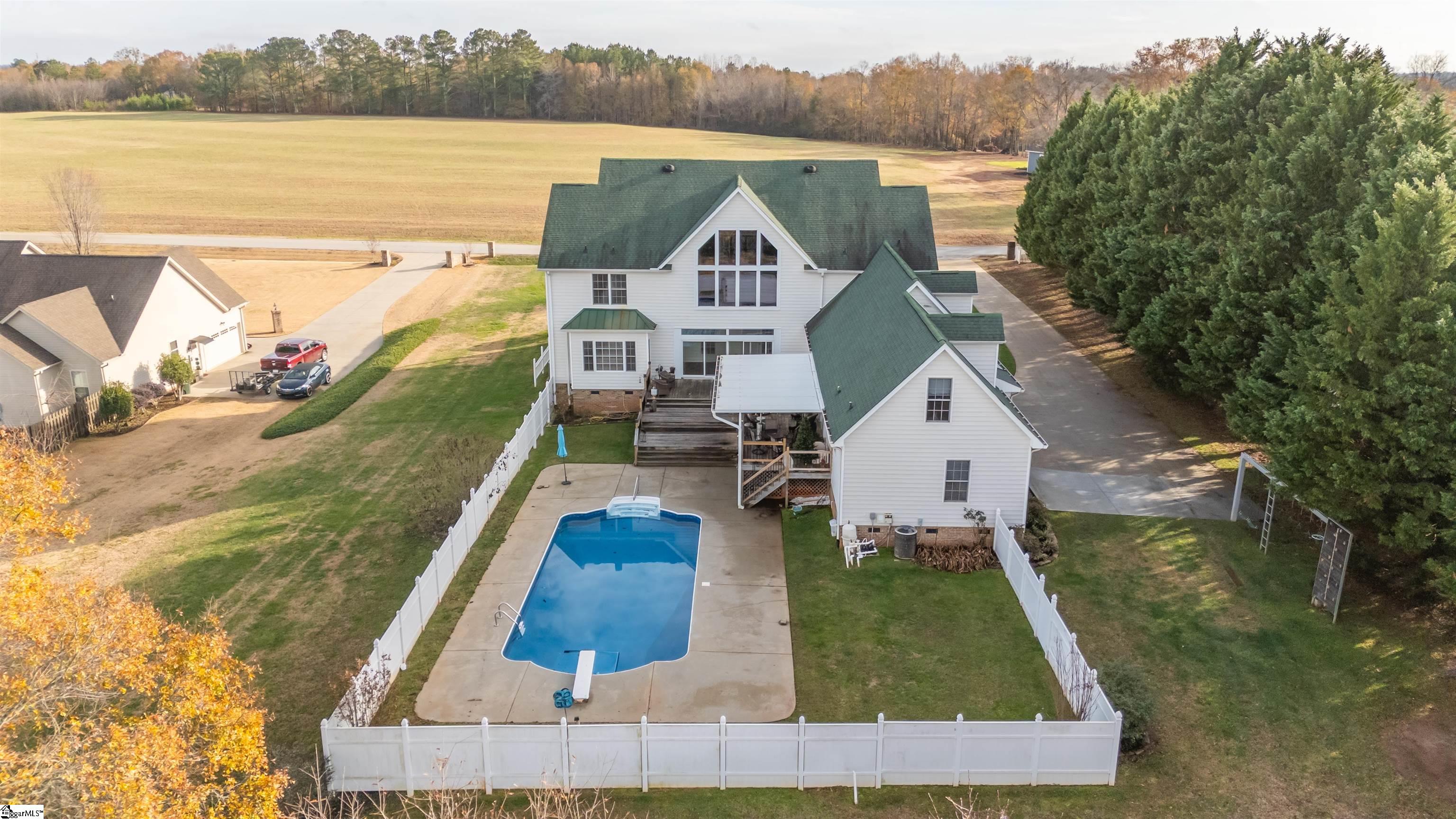 323 Waters Road Property Photo 49