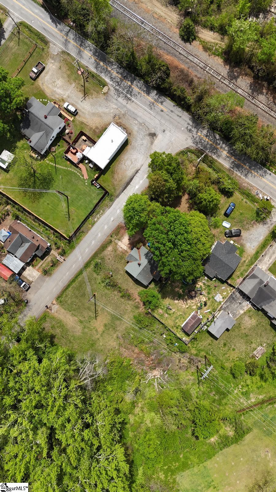 1004 Raymond Avenue Property Photo 2