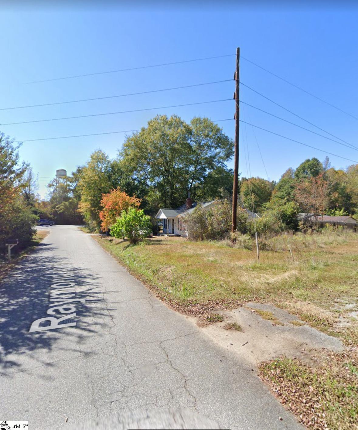 1004 Raymond Avenue Property Photo 4