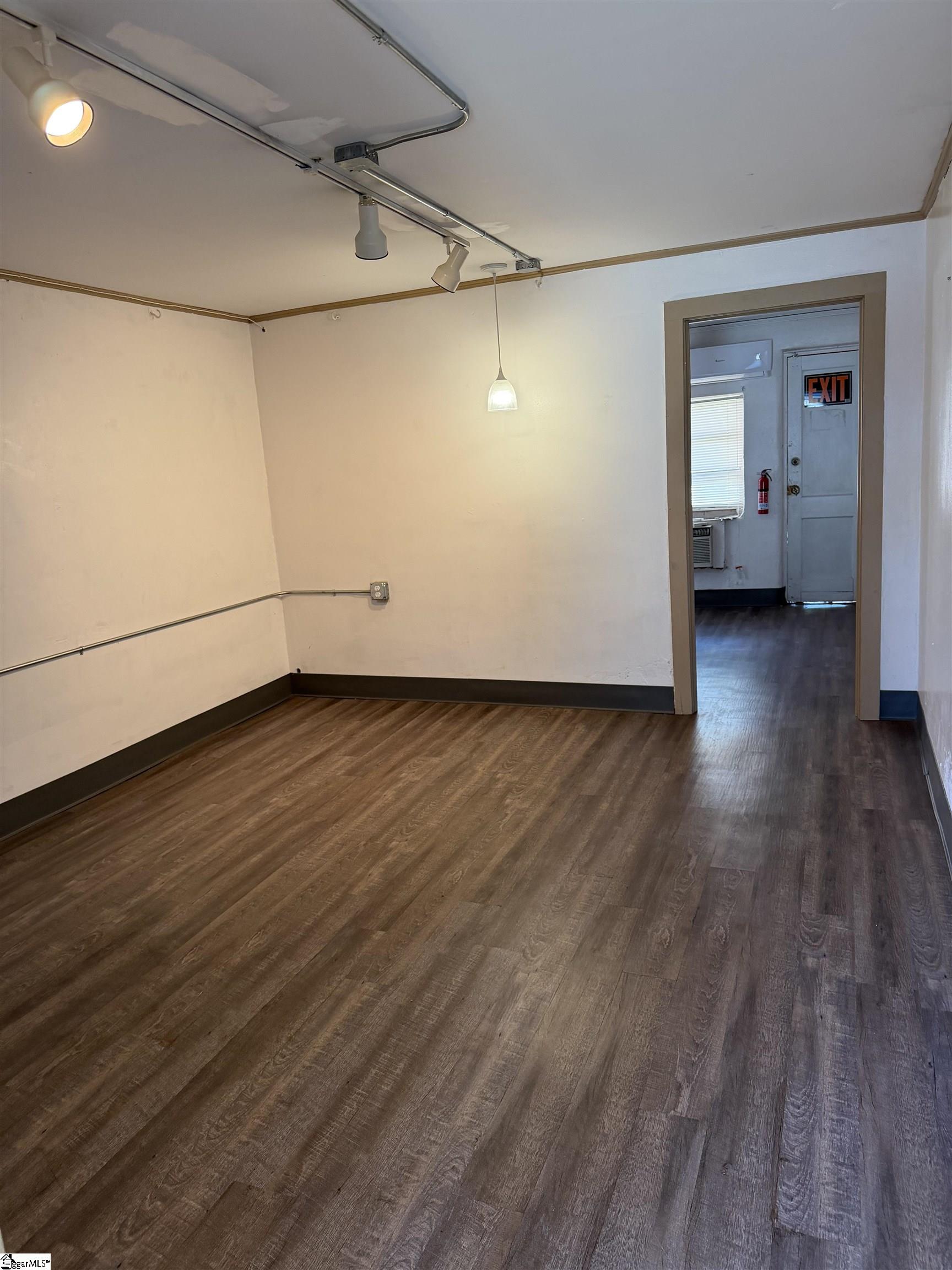 131/133 W Main Street Property Photo 11
