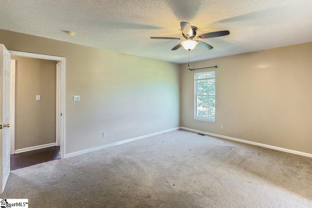 290 Dickson Road Property Photo 9