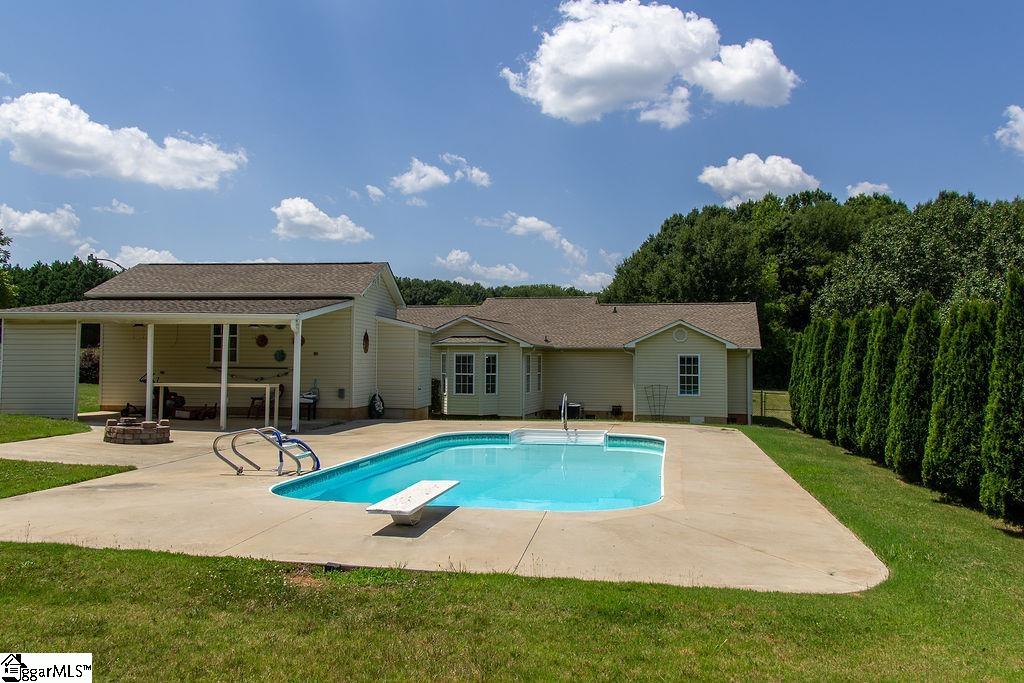 290 Dickson Road Property Photo 17