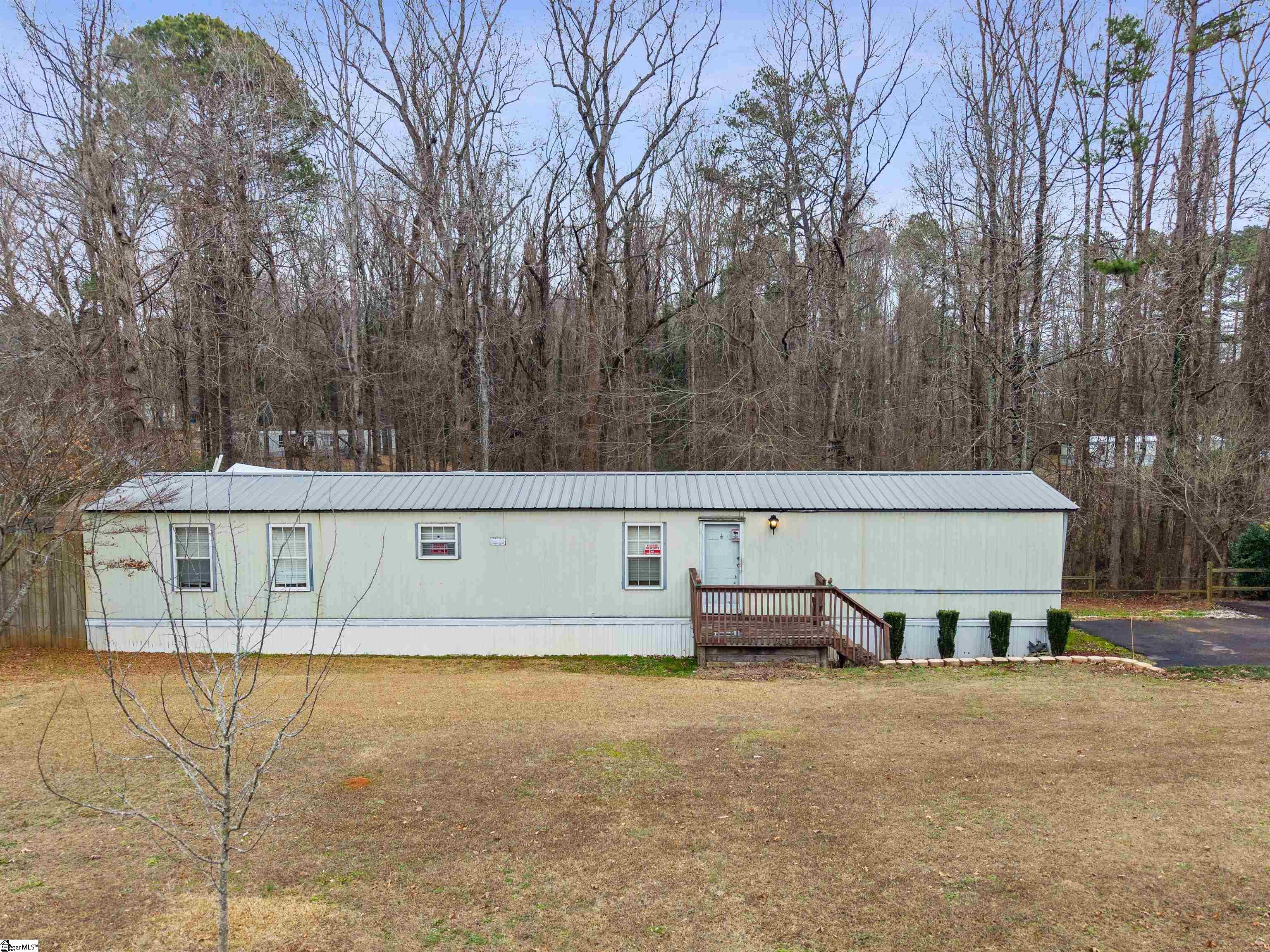 233 Chaparral Way Property Photo 2