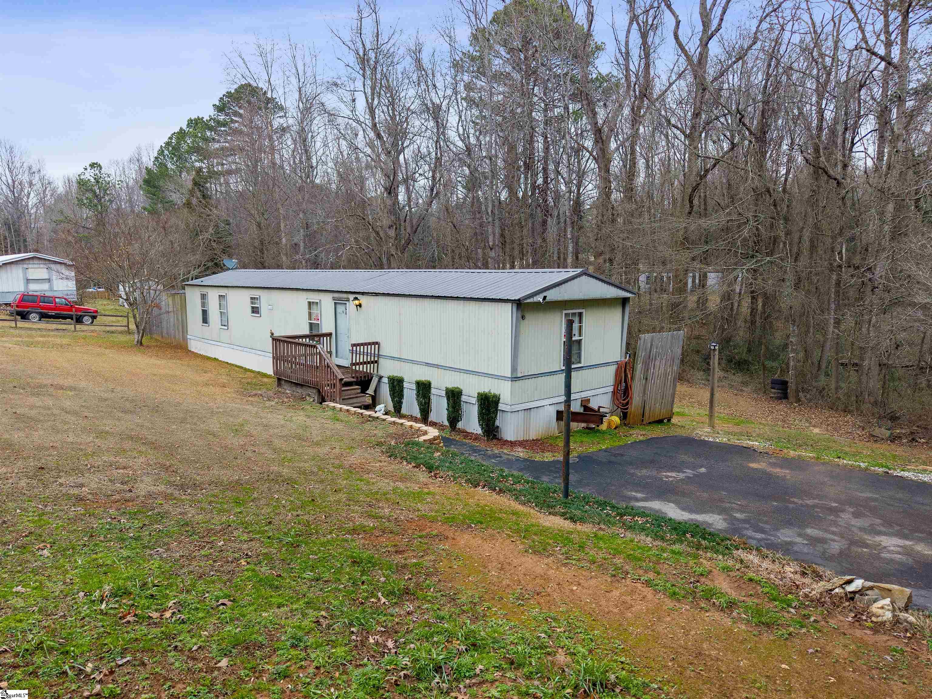 233 Chaparral Way Property Photo 3