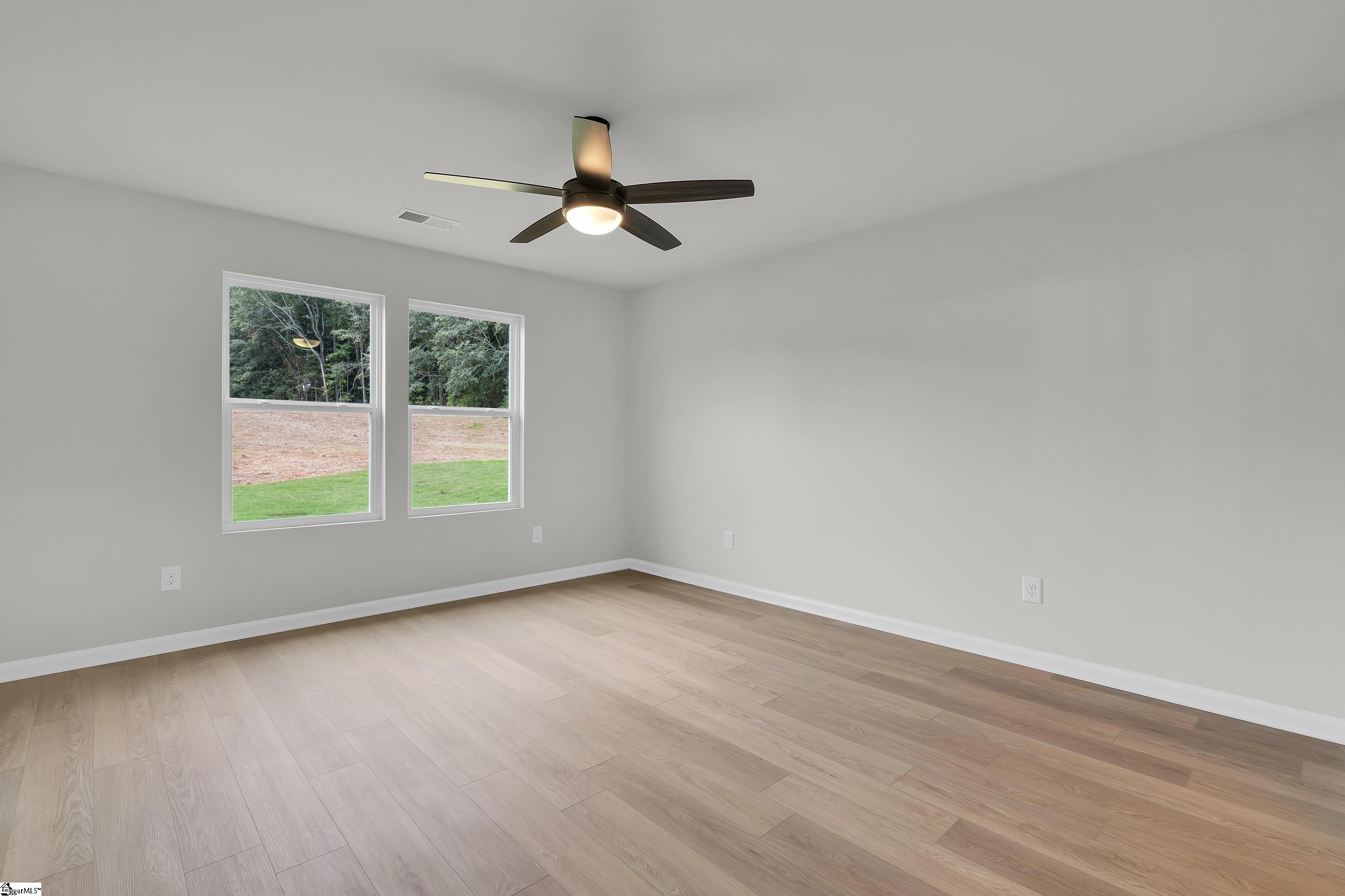 601 S Mountain View Road Property Photo 12