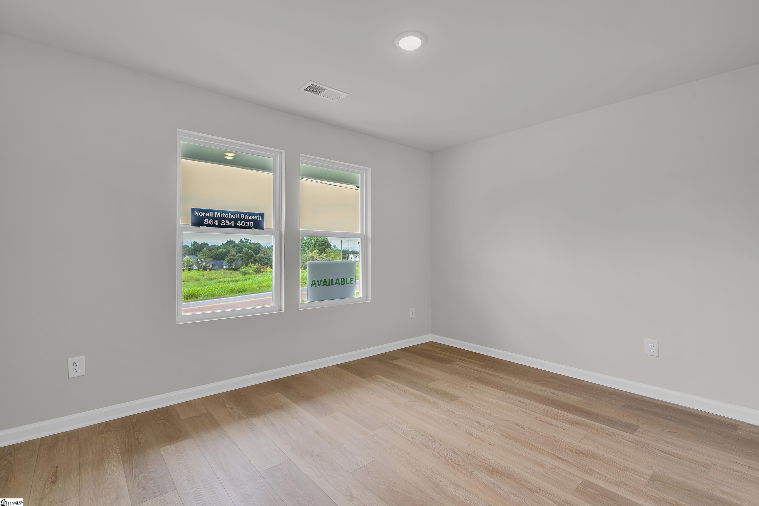 601 S Mountain View Road Property Photo 17