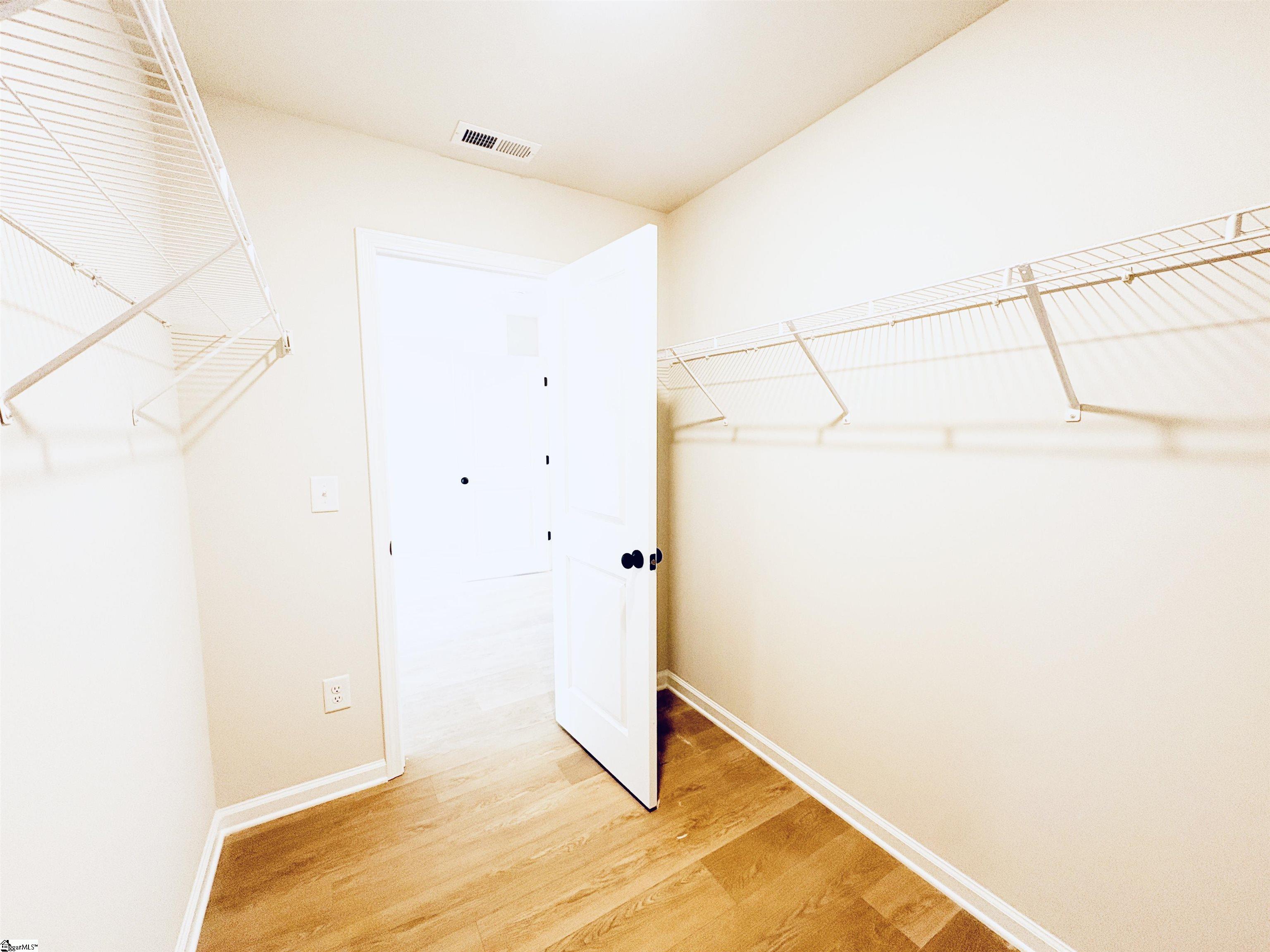 603 S Mountainview Road Property Photo 15