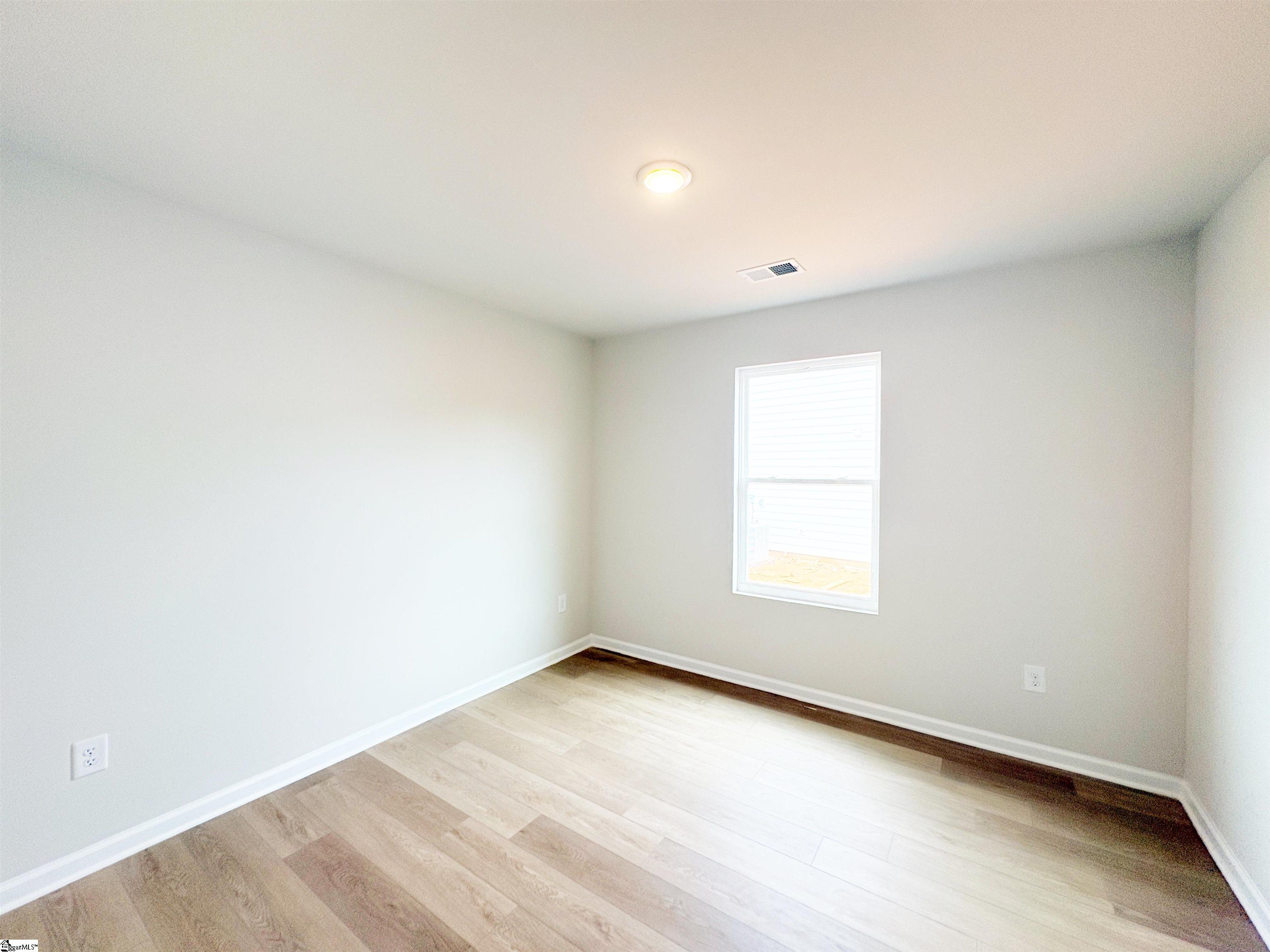 603 S Mountainview Road Property Photo 16