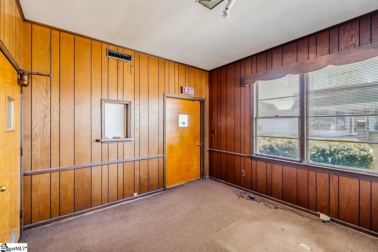 203 S Weston Street Property Photo 19
