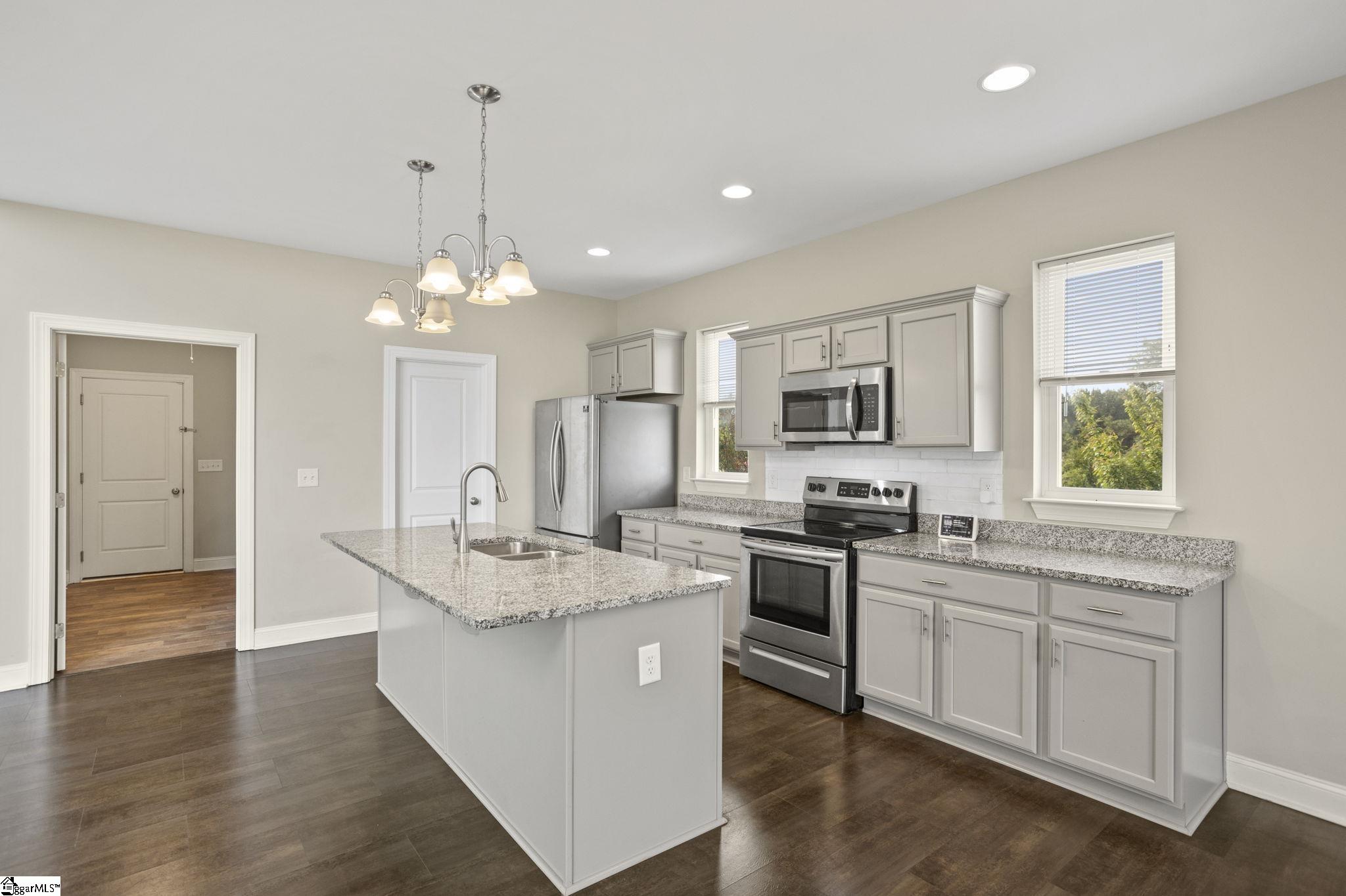 2045 Holly Springs Road Property Photo 16