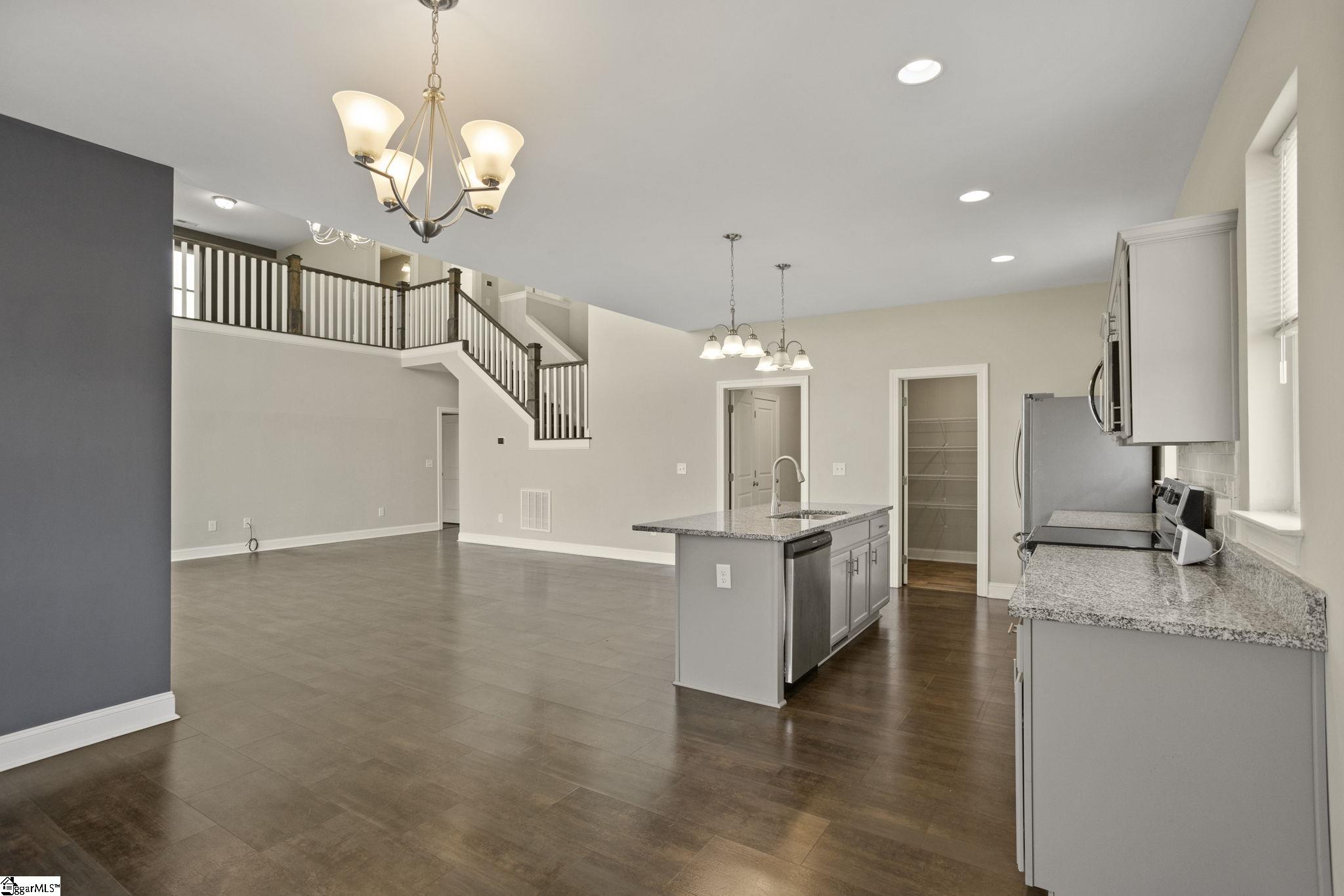 2045 Holly Springs Road Property Photo 17