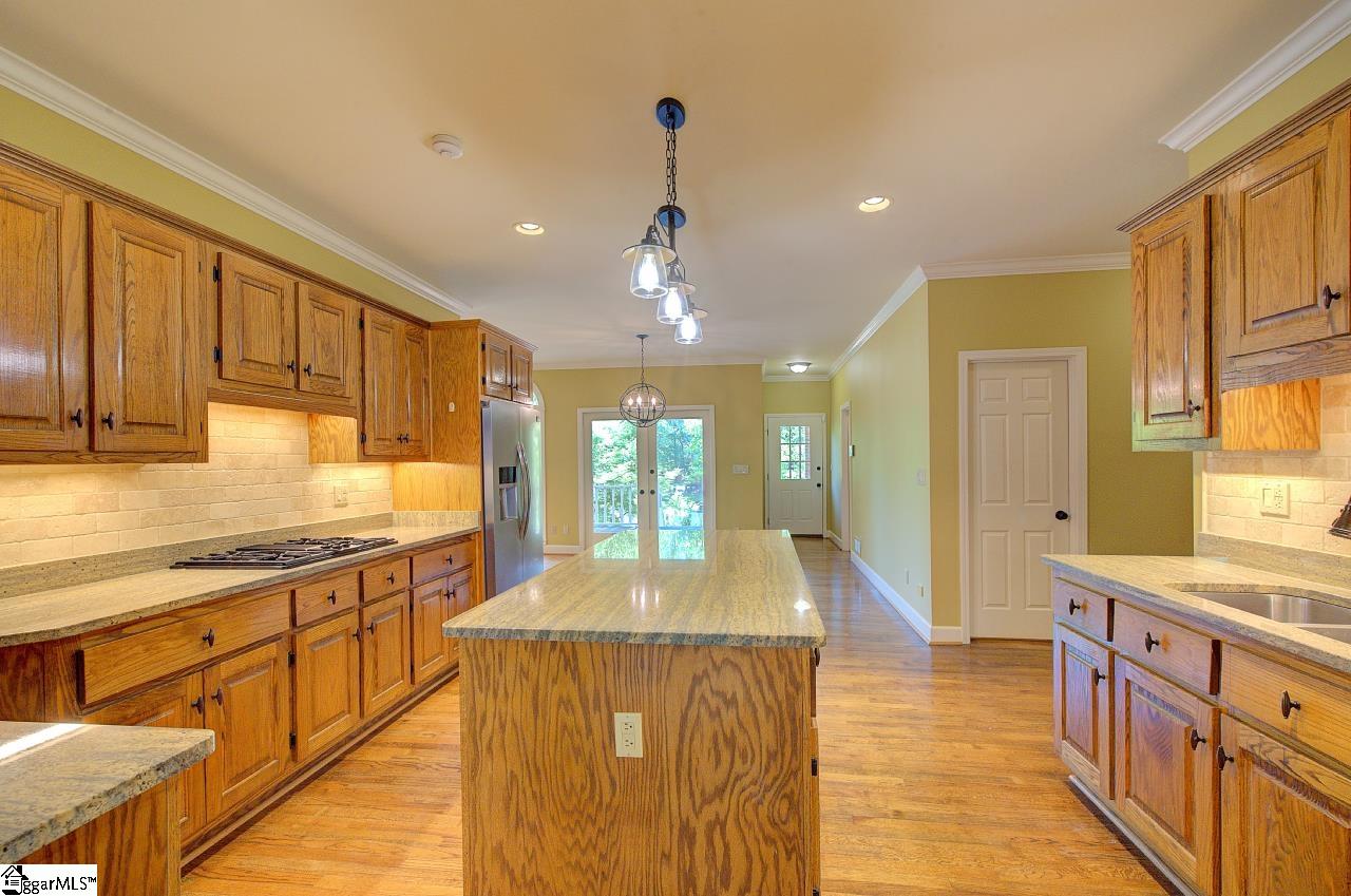 400 Four Lakes Drive Property Photo 12