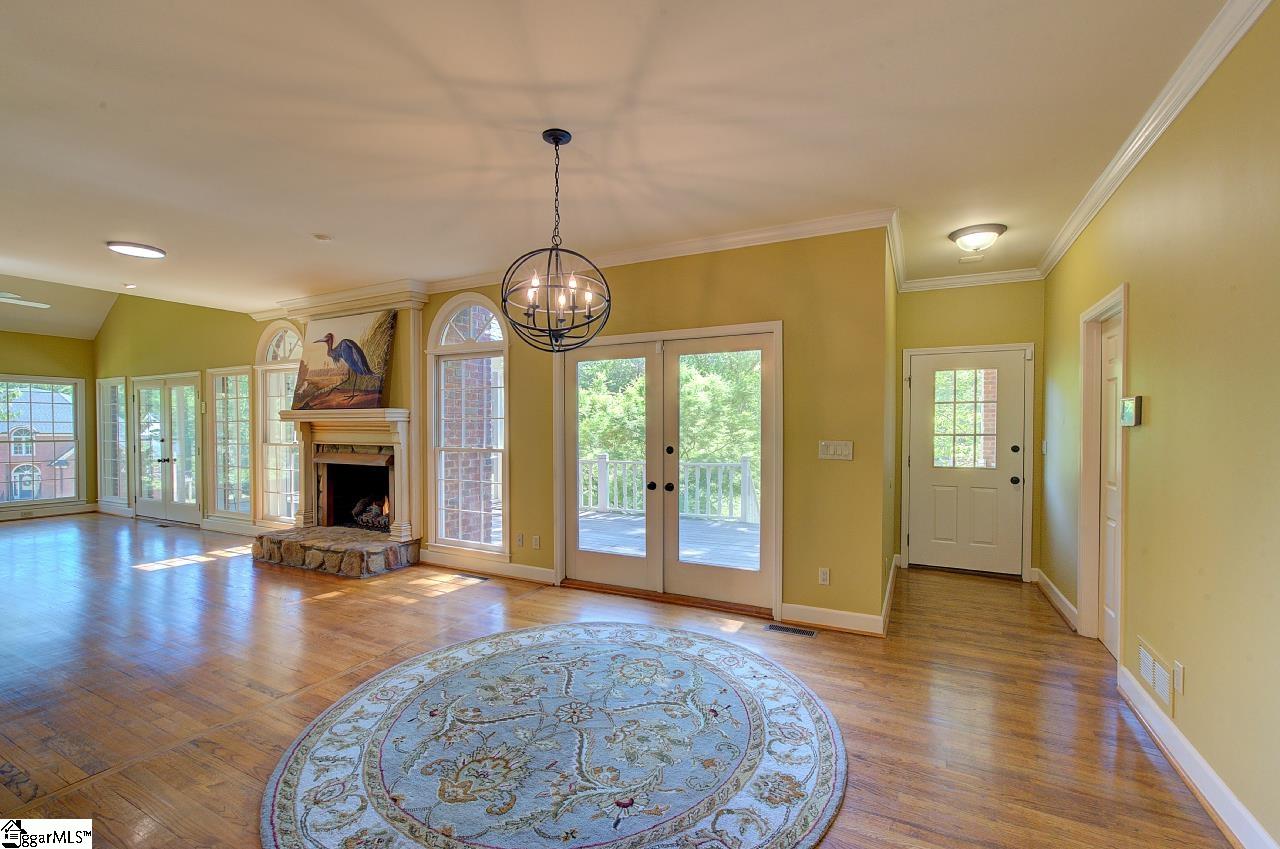 400 Four Lakes Drive Property Photo 15