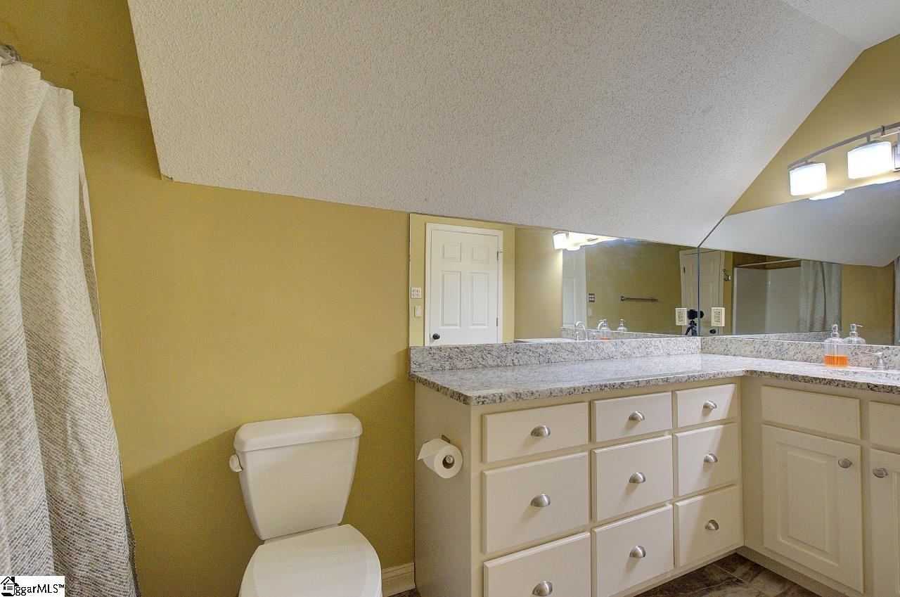 400 Four Lakes Drive Property Photo 38