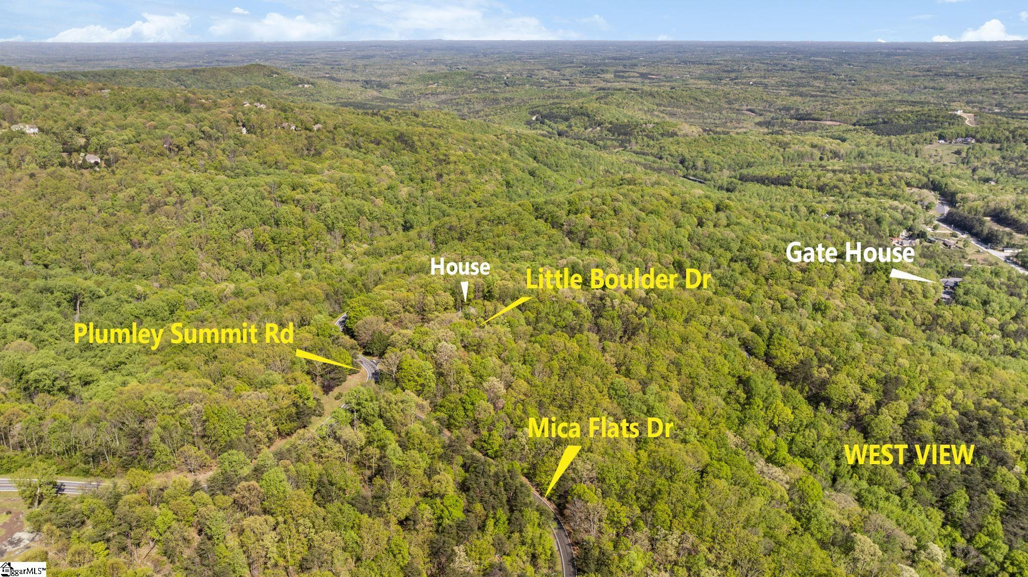 2 Little Boulder Drive Property Photo 9