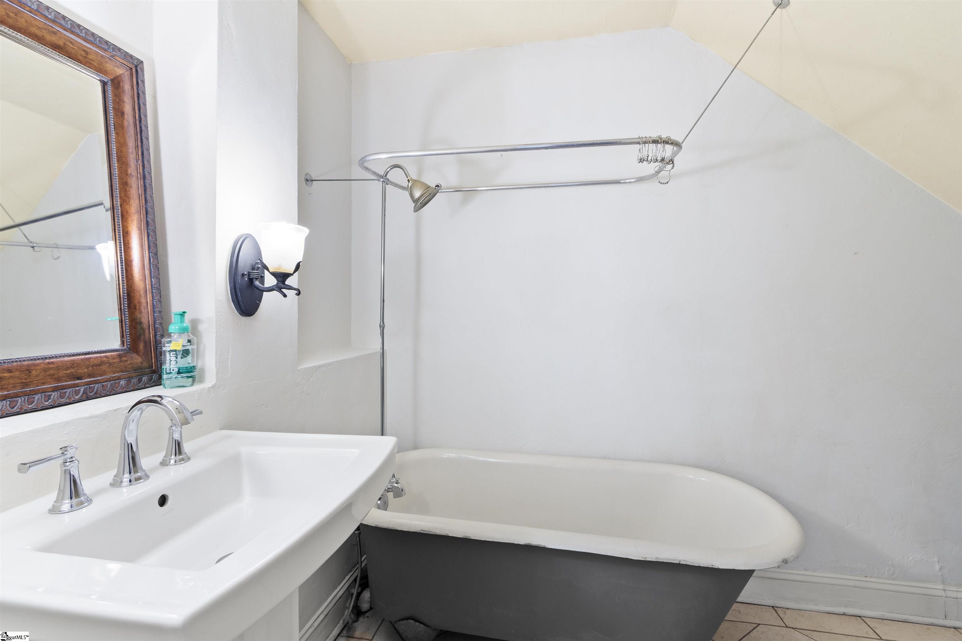 1311 Moore Road Property Photo 30