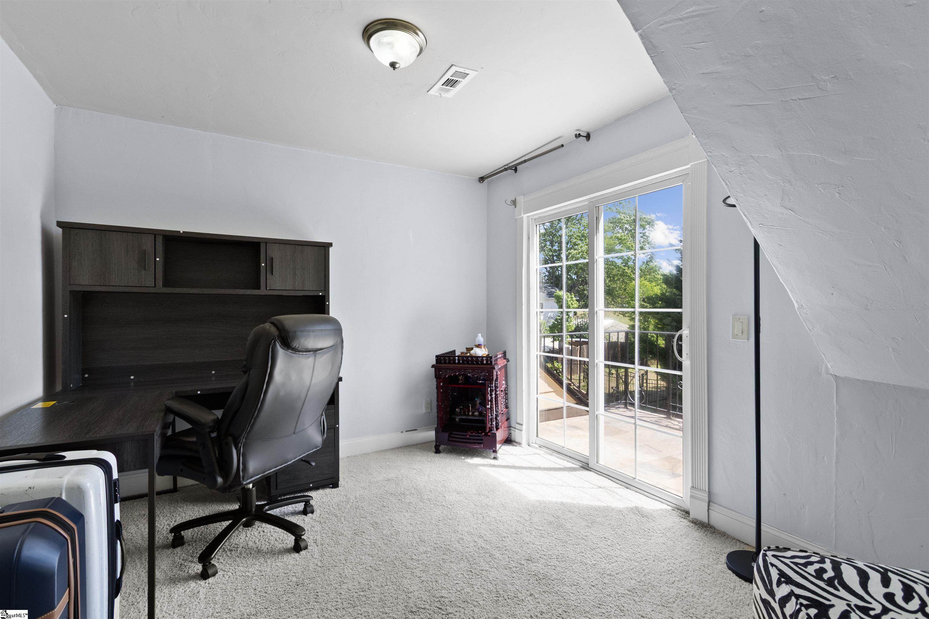 1311 Moore Road Property Photo 32