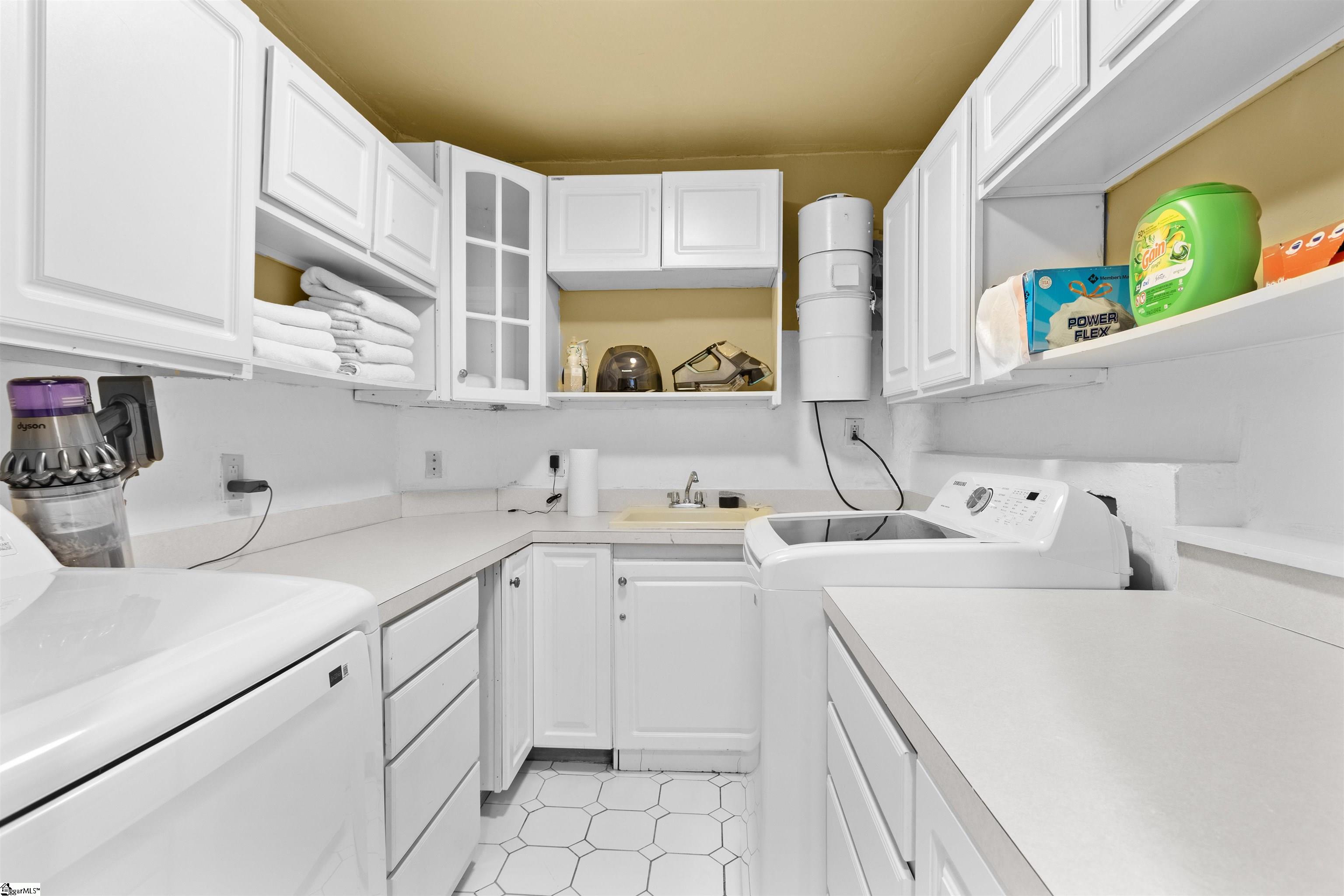 1311 Moore Road Property Photo 33