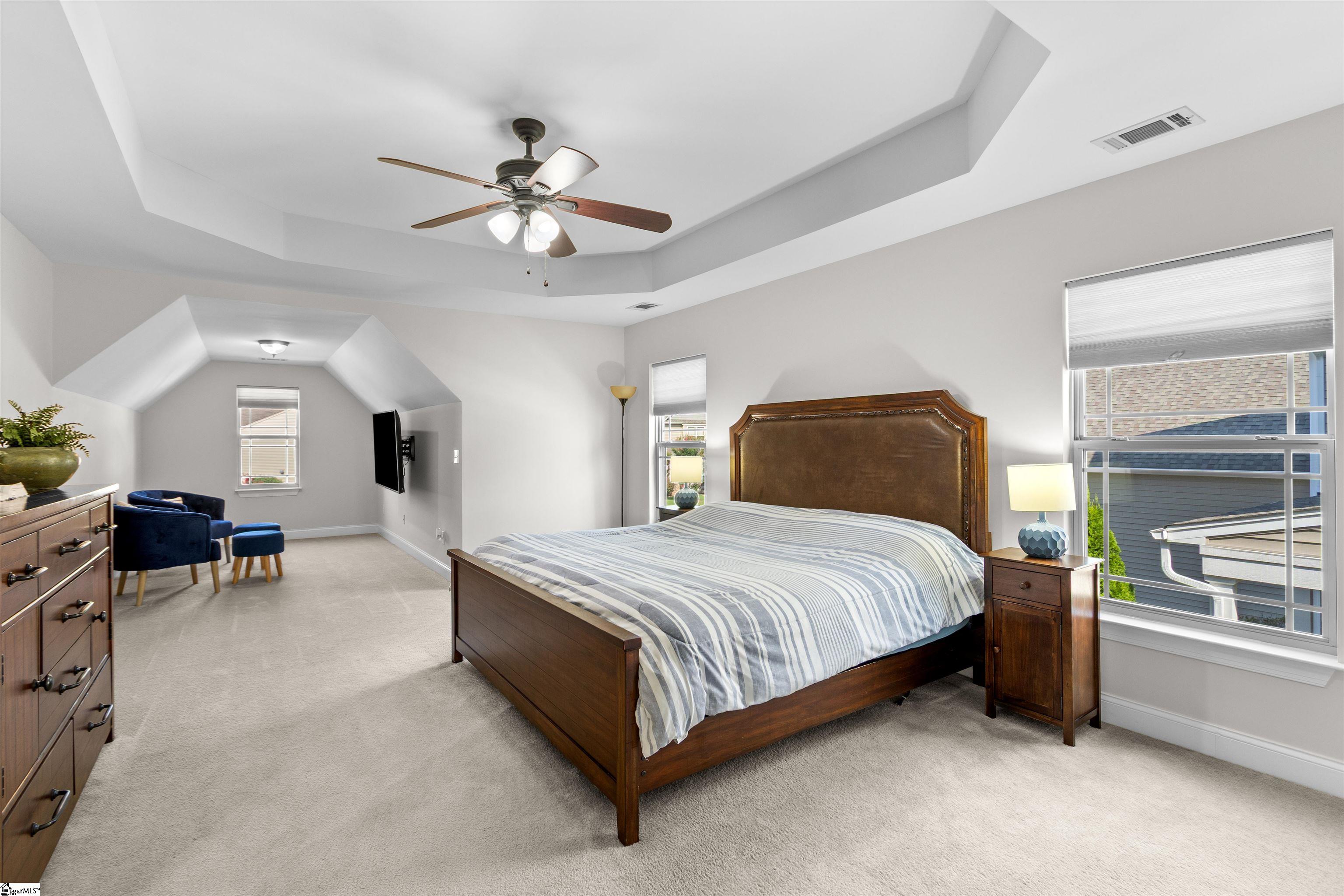 200 Birch Hill Way Property Photo 3