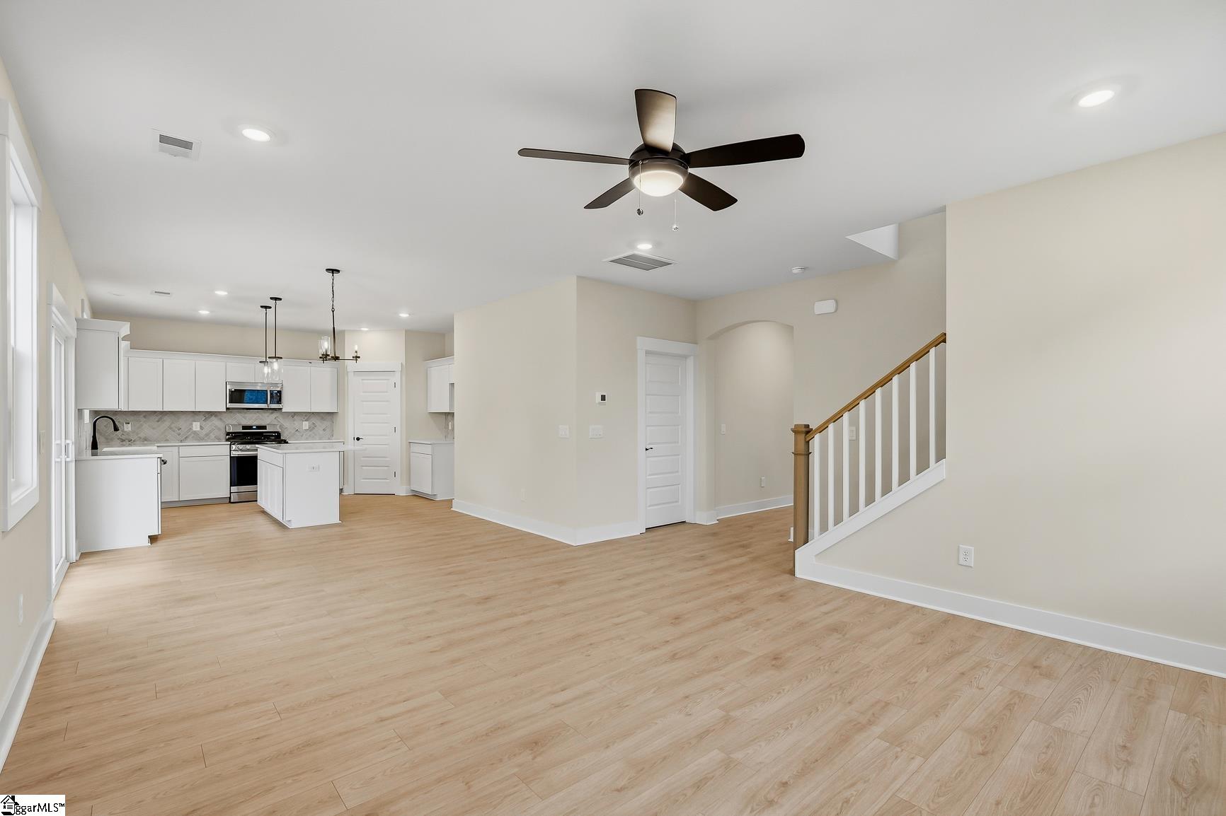 124 Tiger Lily Drive Property Photo 8