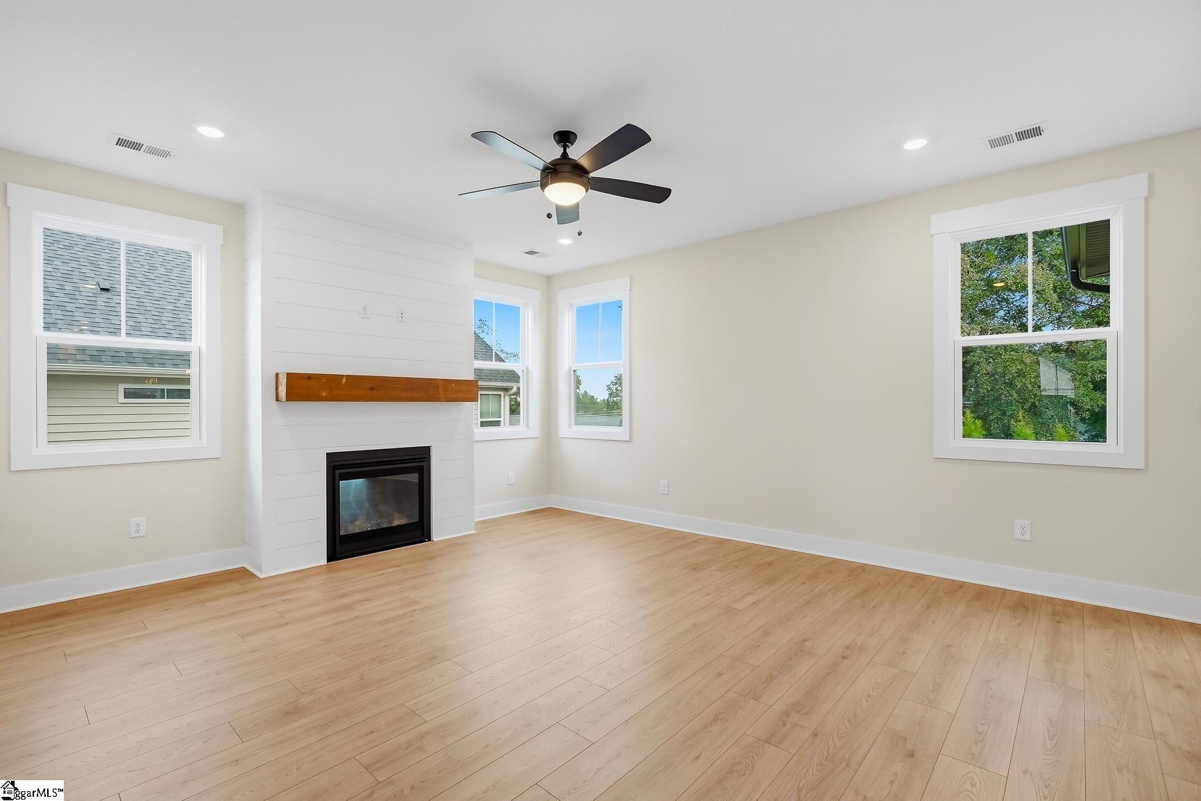 124 Tiger Lily Drive Property Photo 10