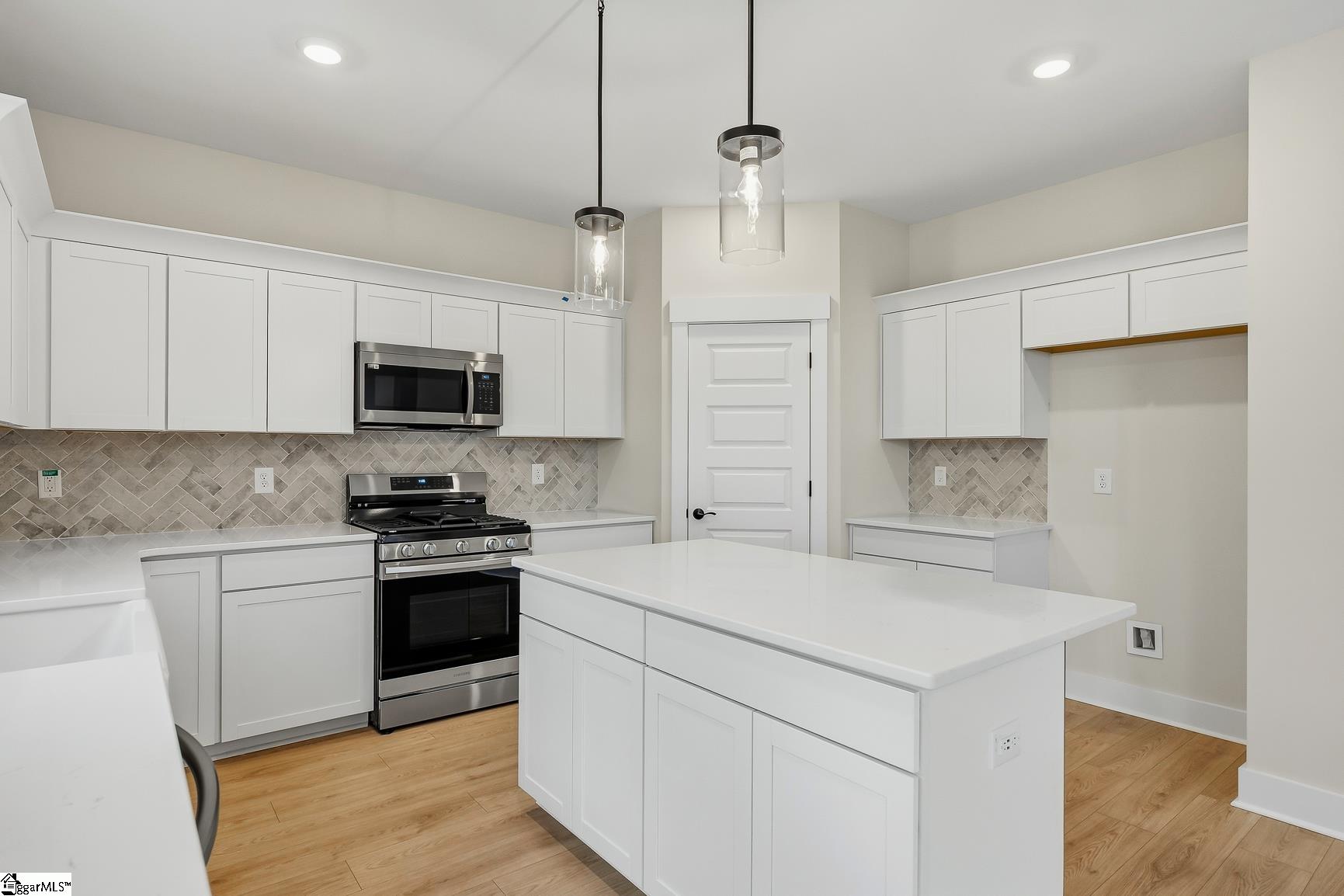 124 Tiger Lily Drive Property Photo 14