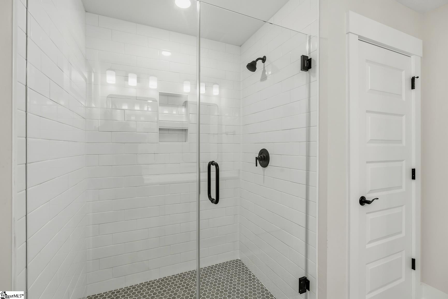 124 Tiger Lily Drive Property Photo 28