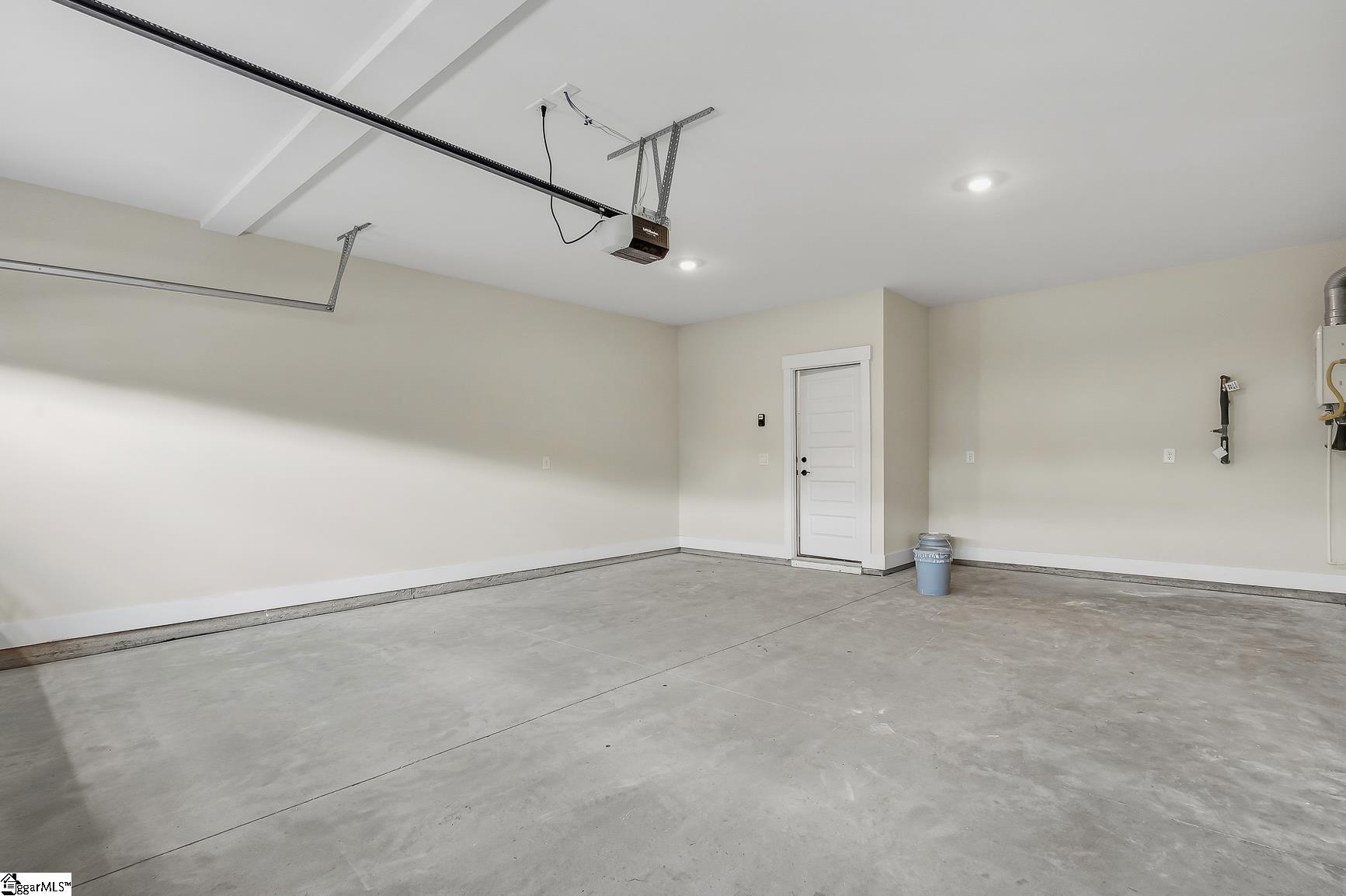 124 Tiger Lily Drive Property Photo 41