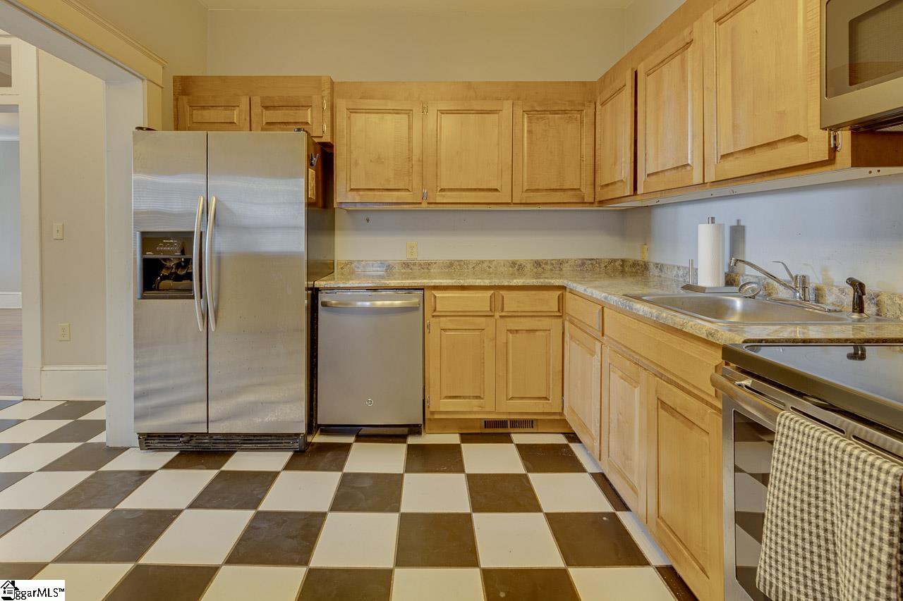 906 Augusta Street Property Photo 21