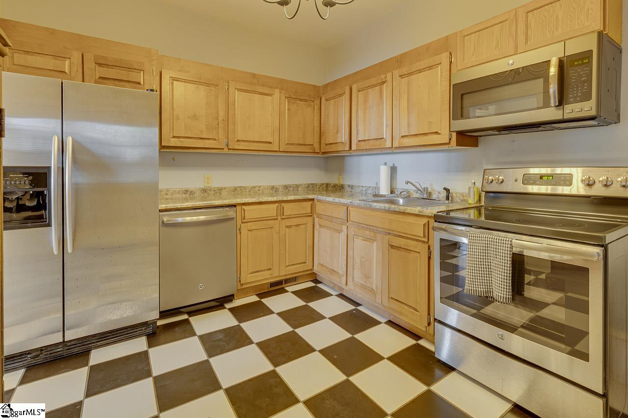 906 Augusta Street Property Photo 22
