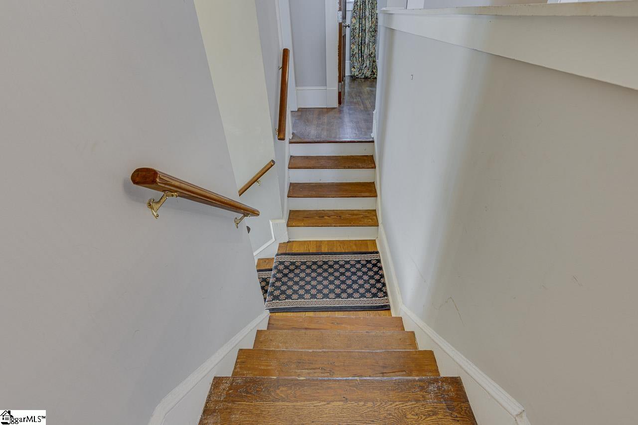 906 Augusta Street Property Photo 24