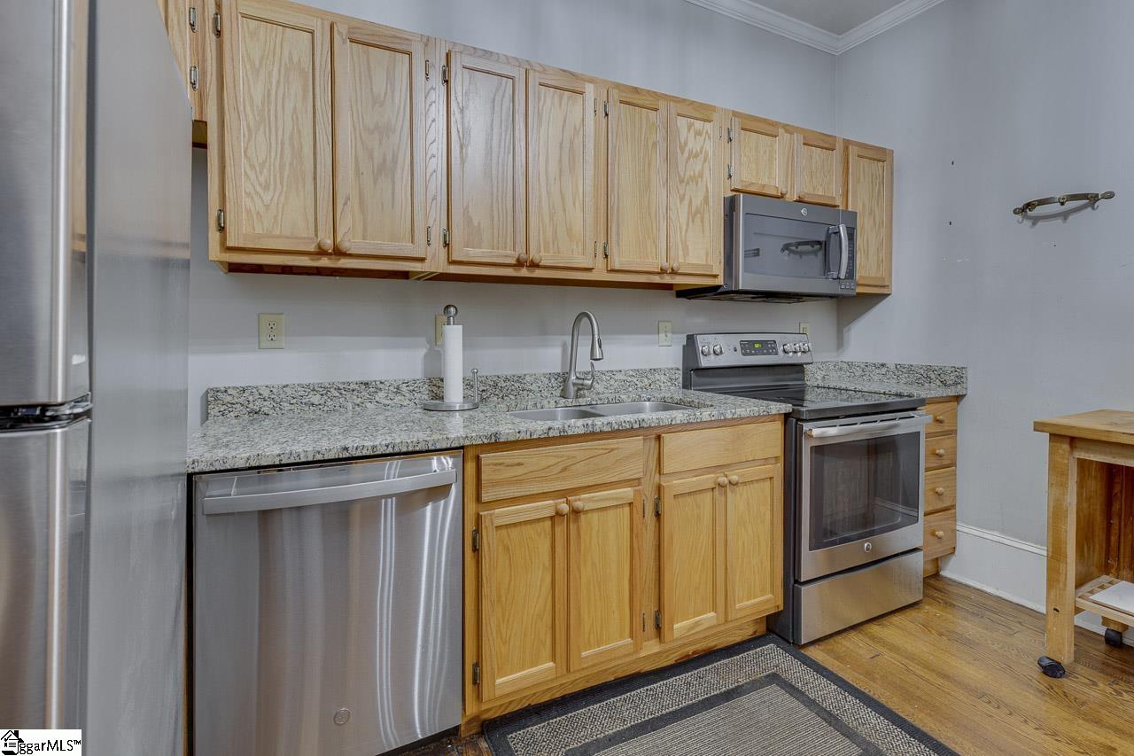 906 Augusta Street Property Photo 32