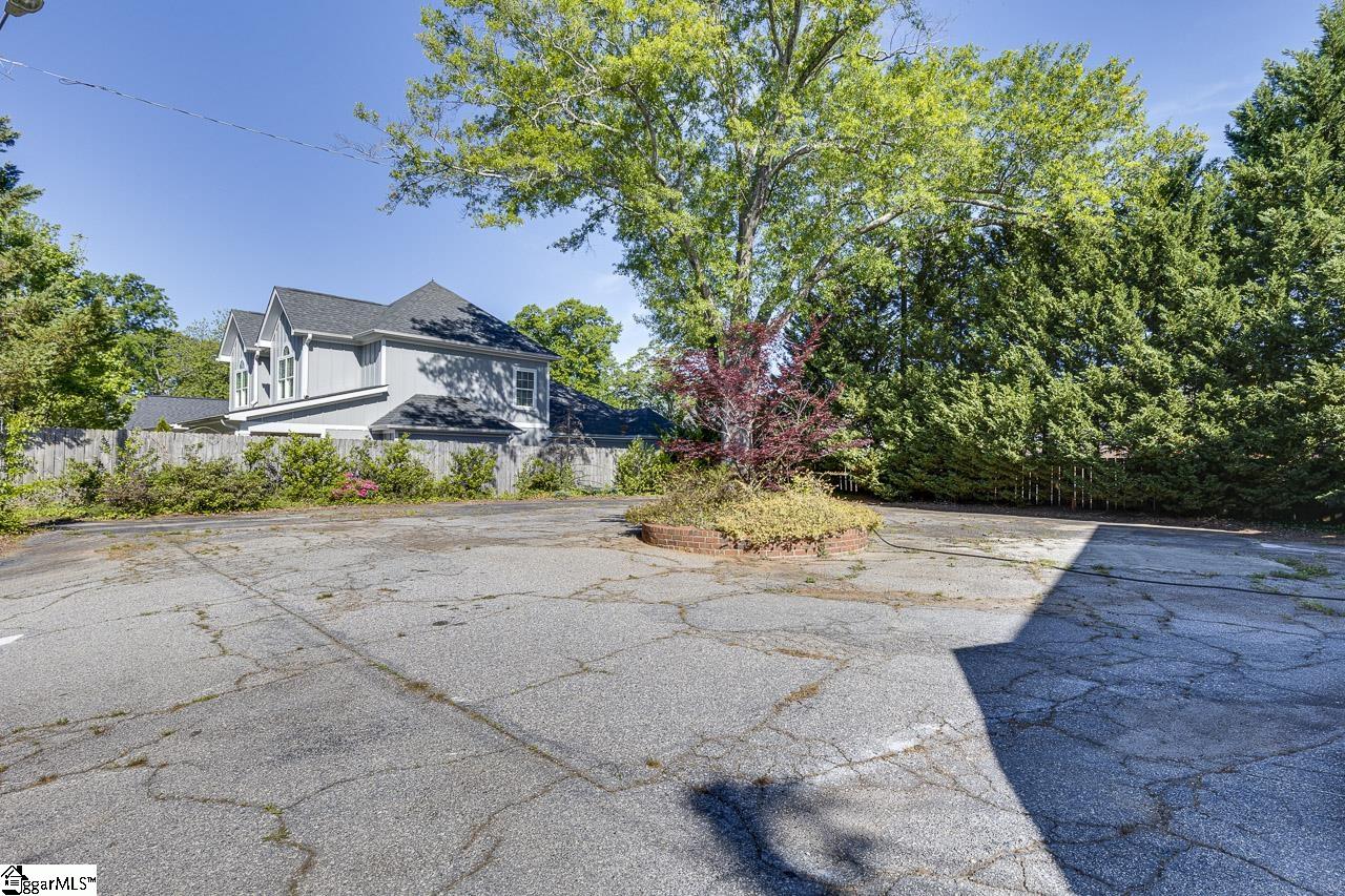 906 Augusta Street Property Photo 41