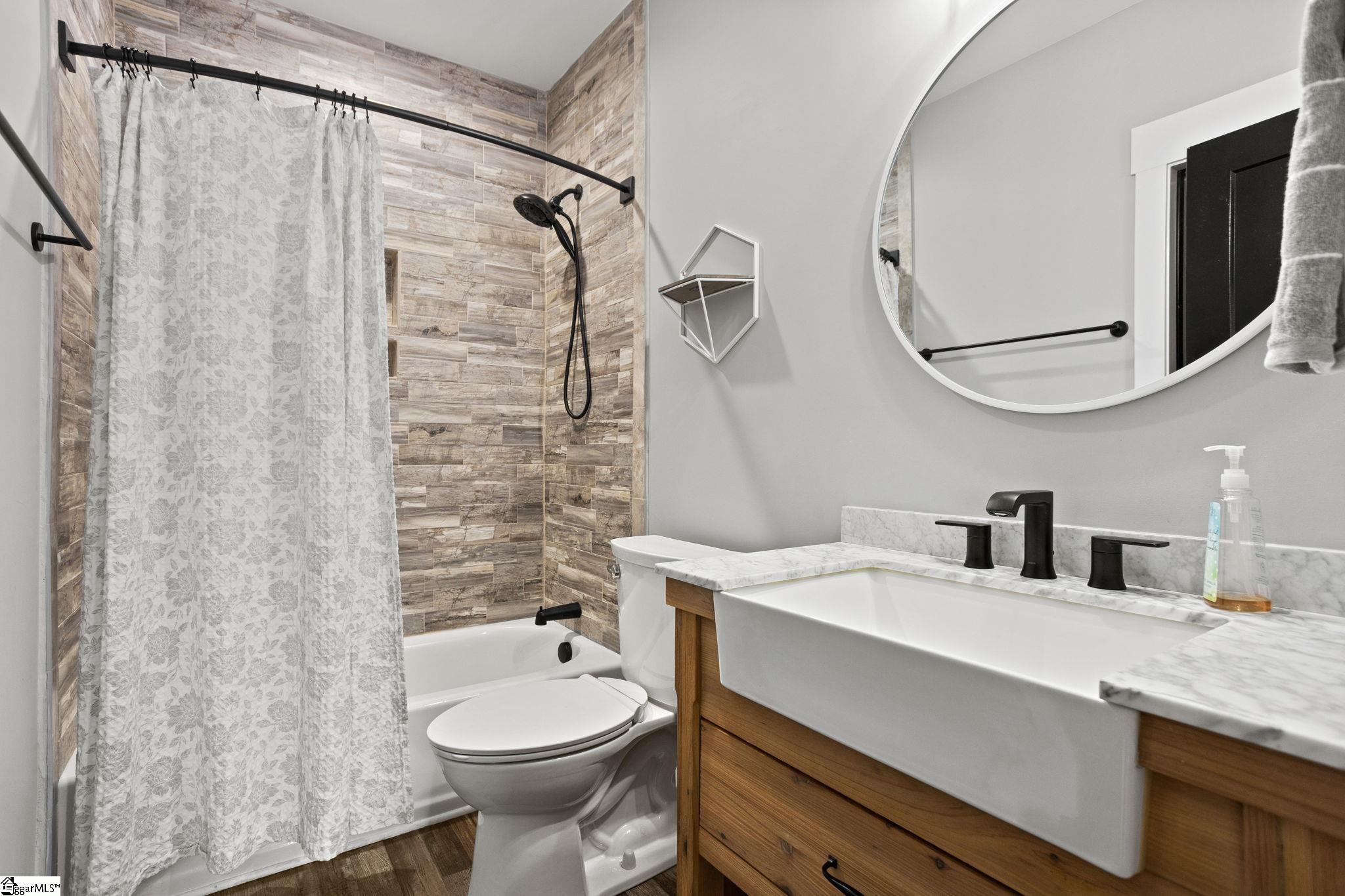 376 Abercrombie Point Property Photo 37