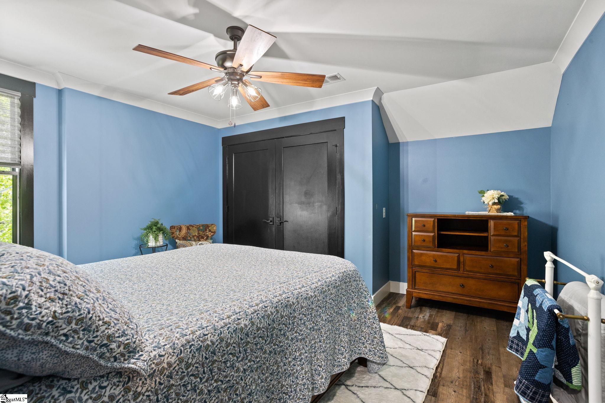376 Abercrombie Point Property Photo 46