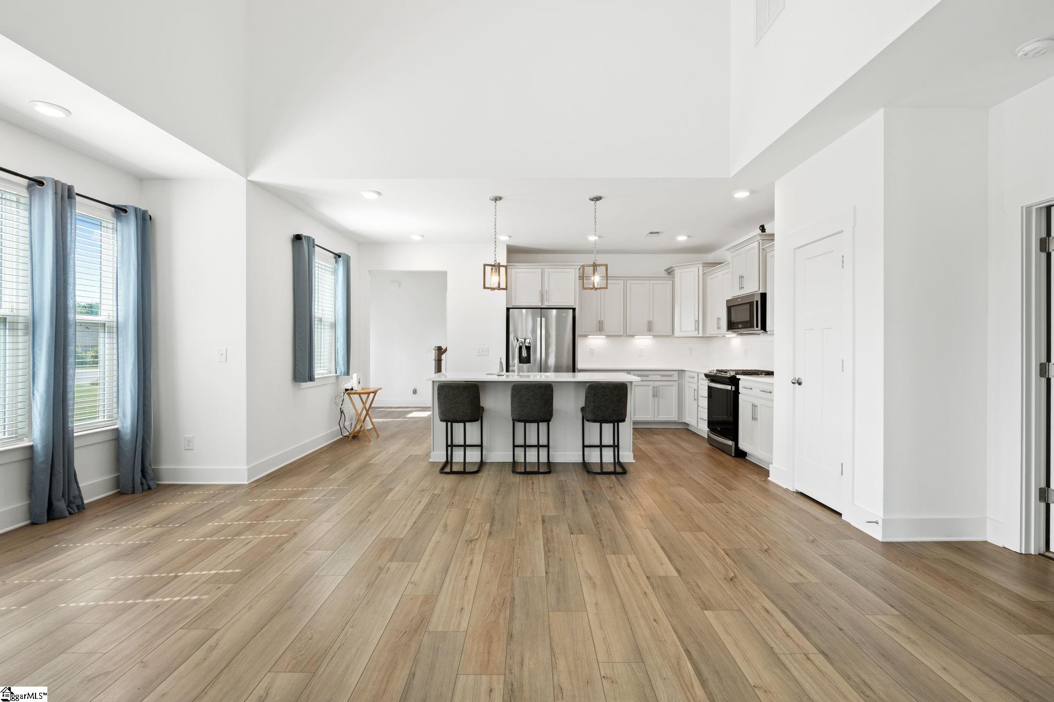1504 Shallons Court Property Photo 10