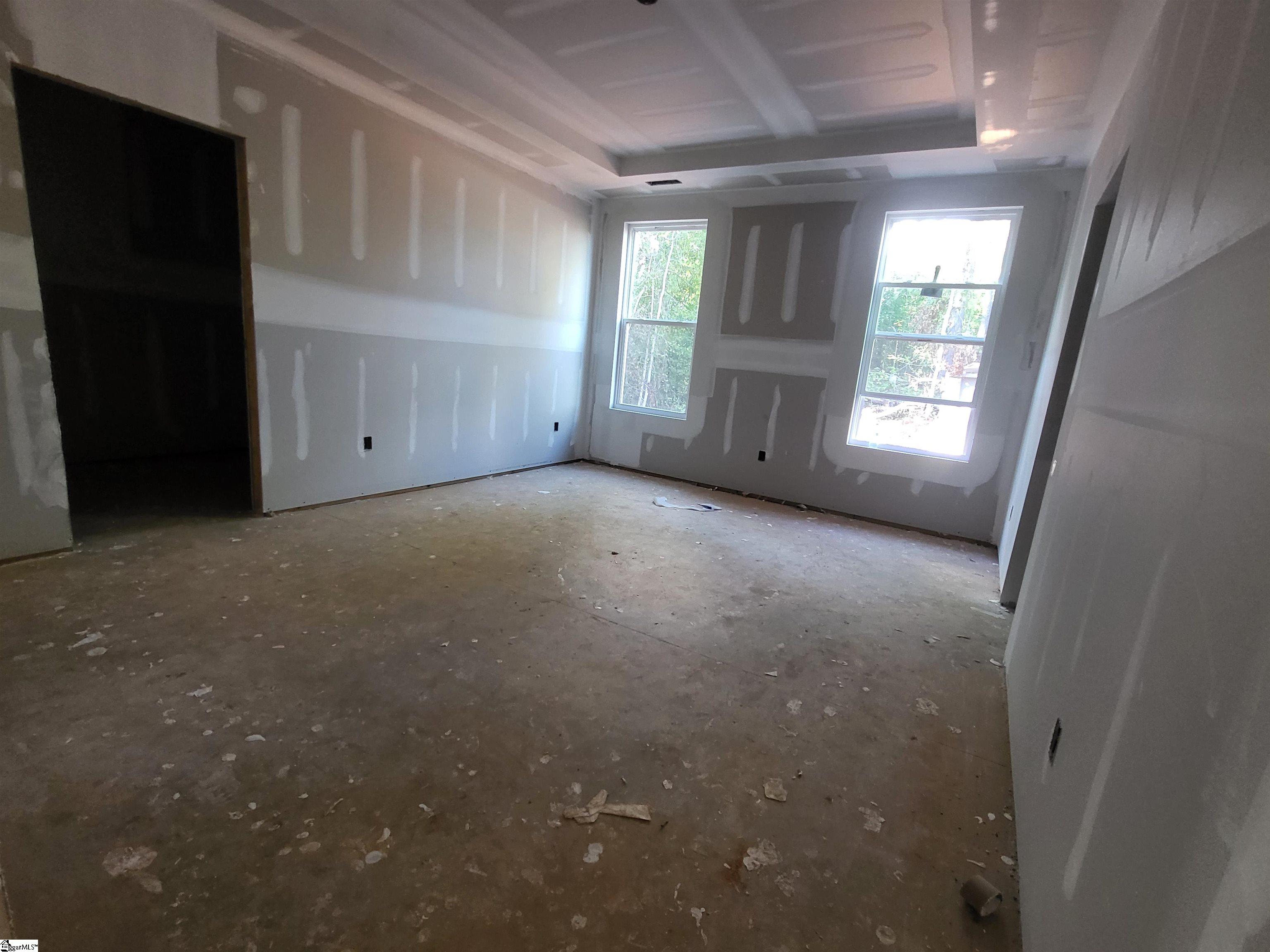 575 Green River Road Property Photo 4