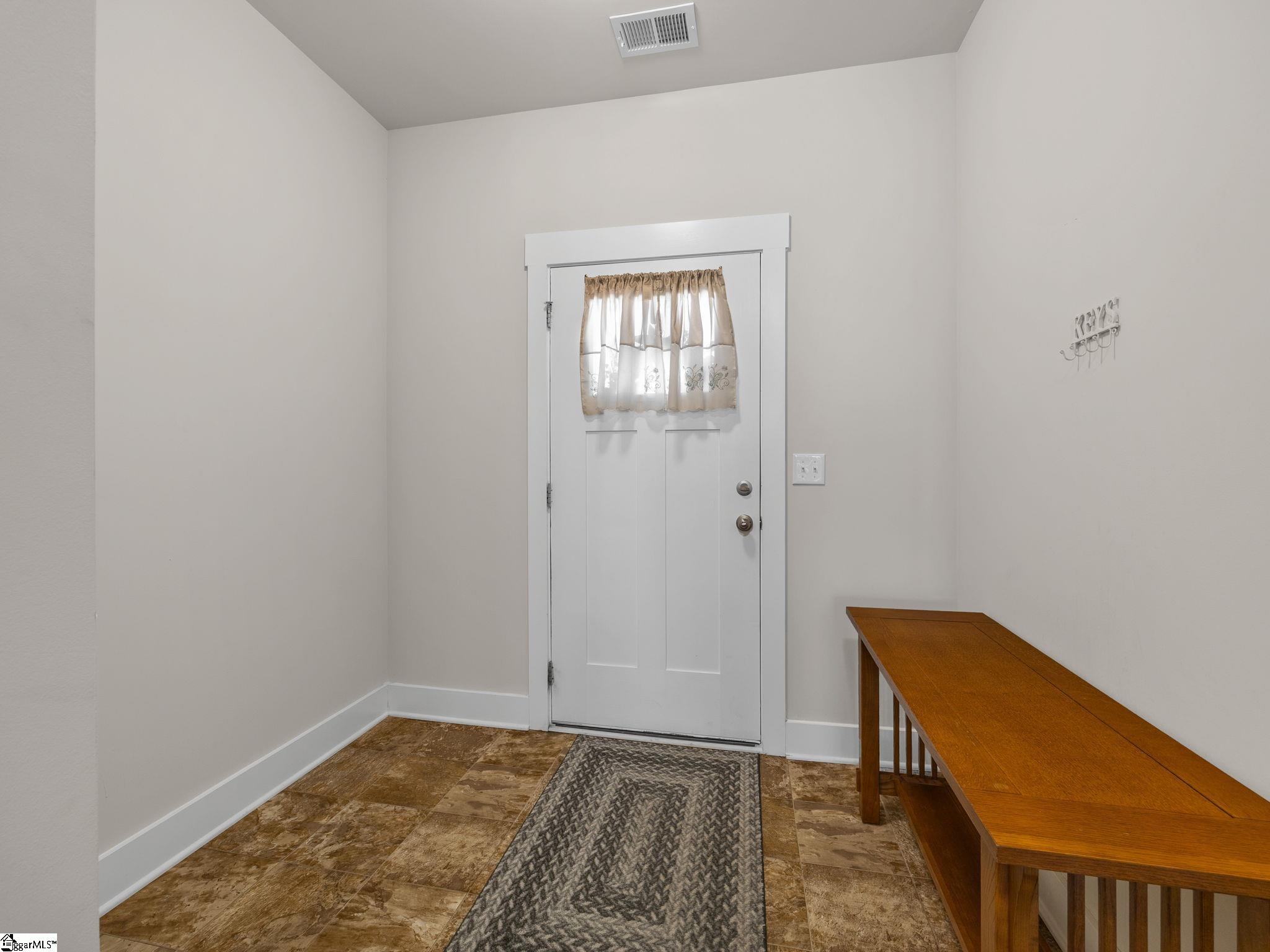 224 Keaton Court Property Photo 4