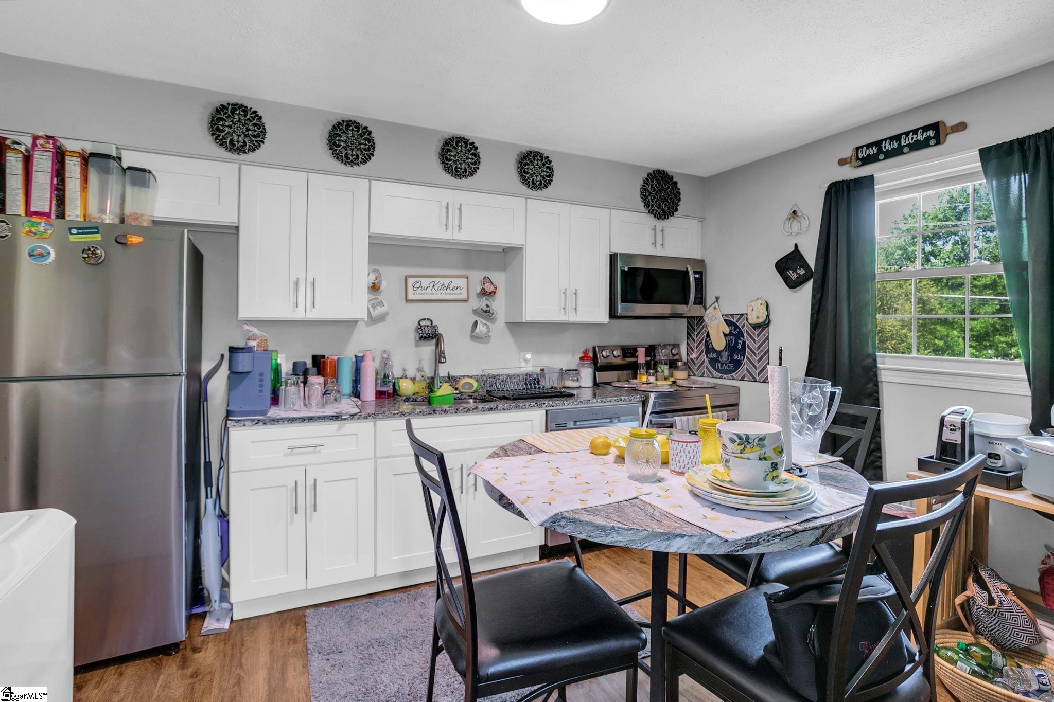 89 Montague Road Property Photo 6