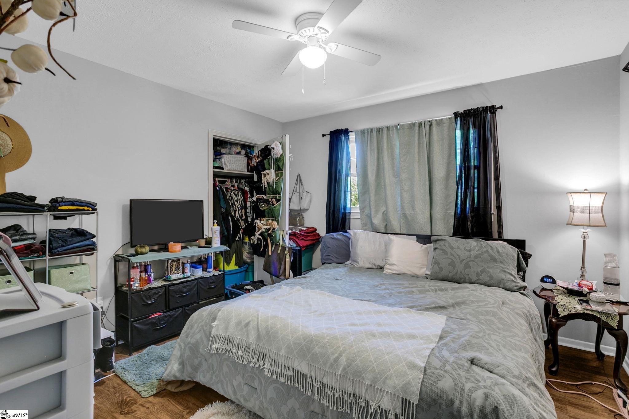 89 Montague Road Property Photo 9