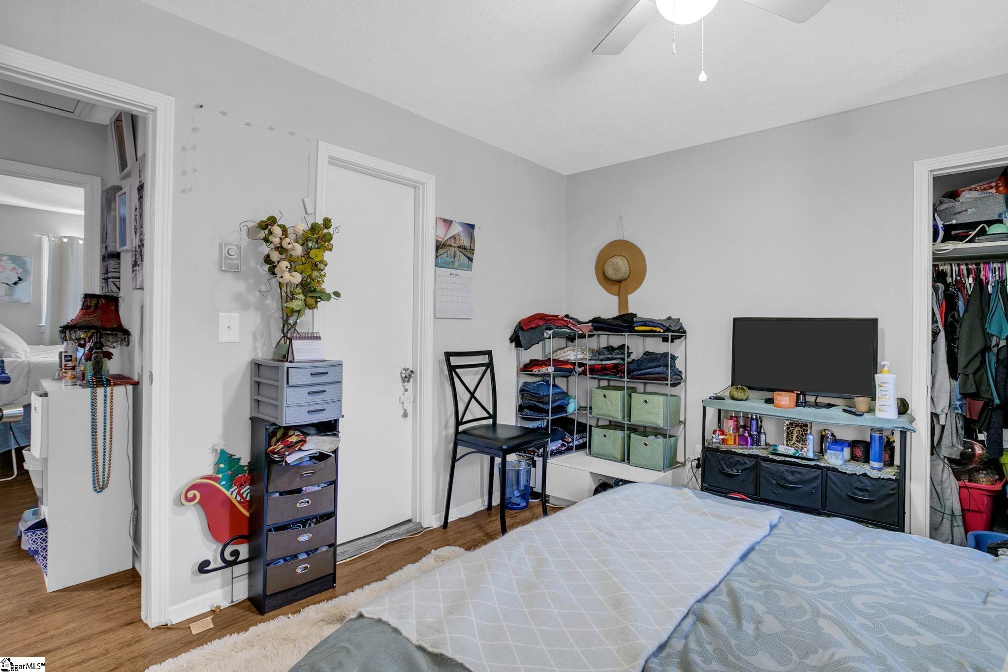89 Montague Road Property Photo 10