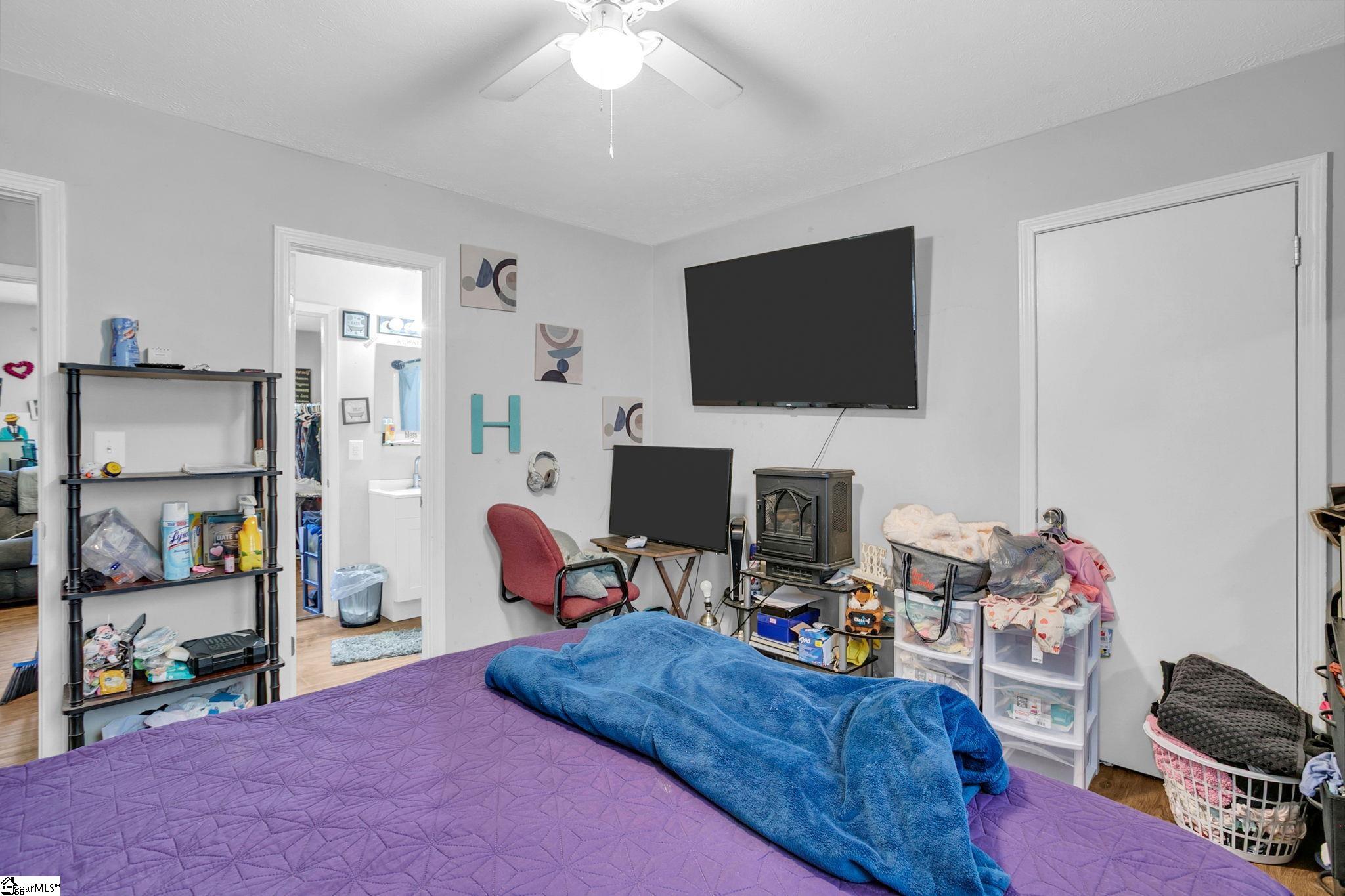 89 Montague Road Property Photo 15