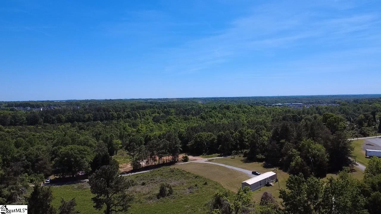 215 Leonard Road Property Photo 5
