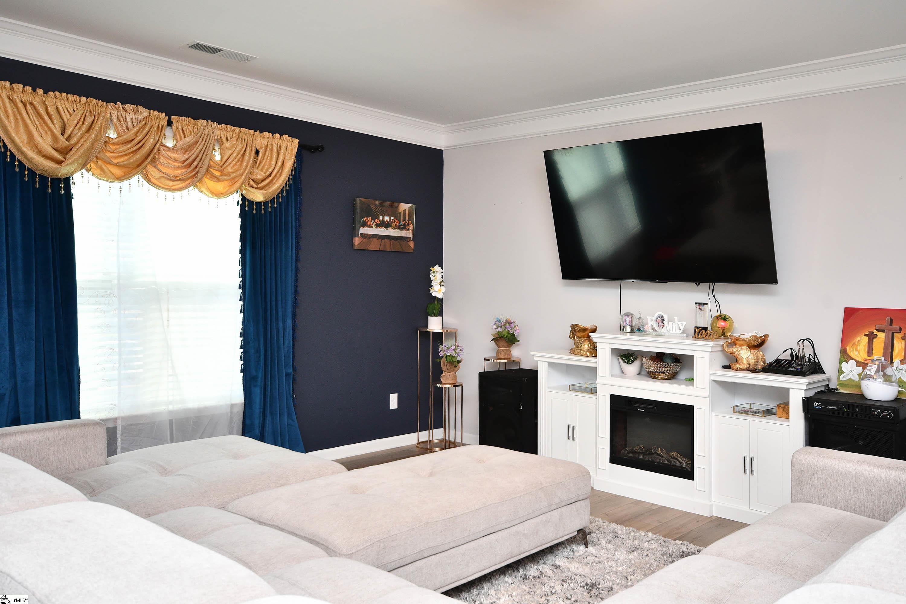 200 Whittier Street Property Photo 7