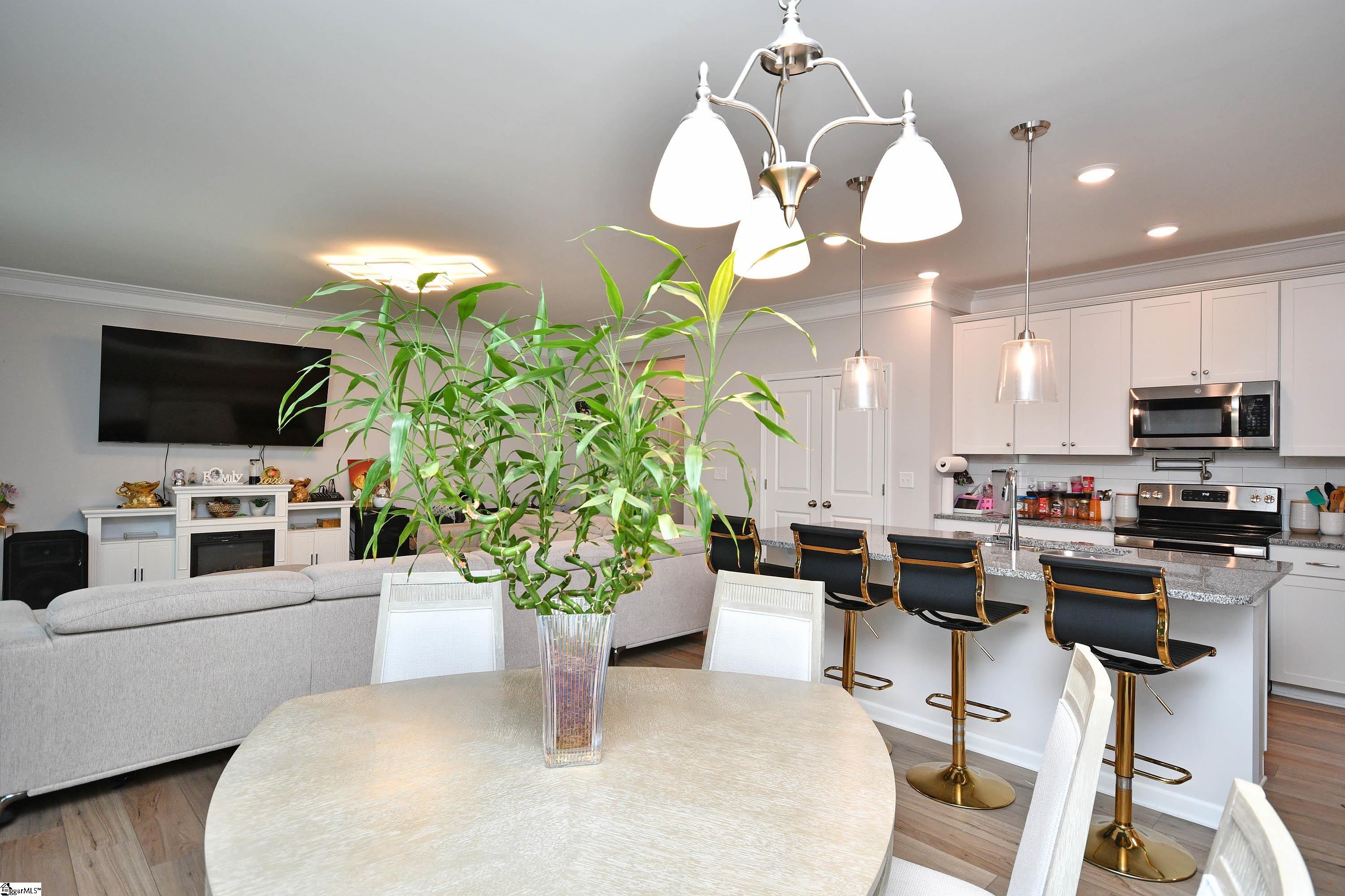200 Whittier Street Property Photo 9